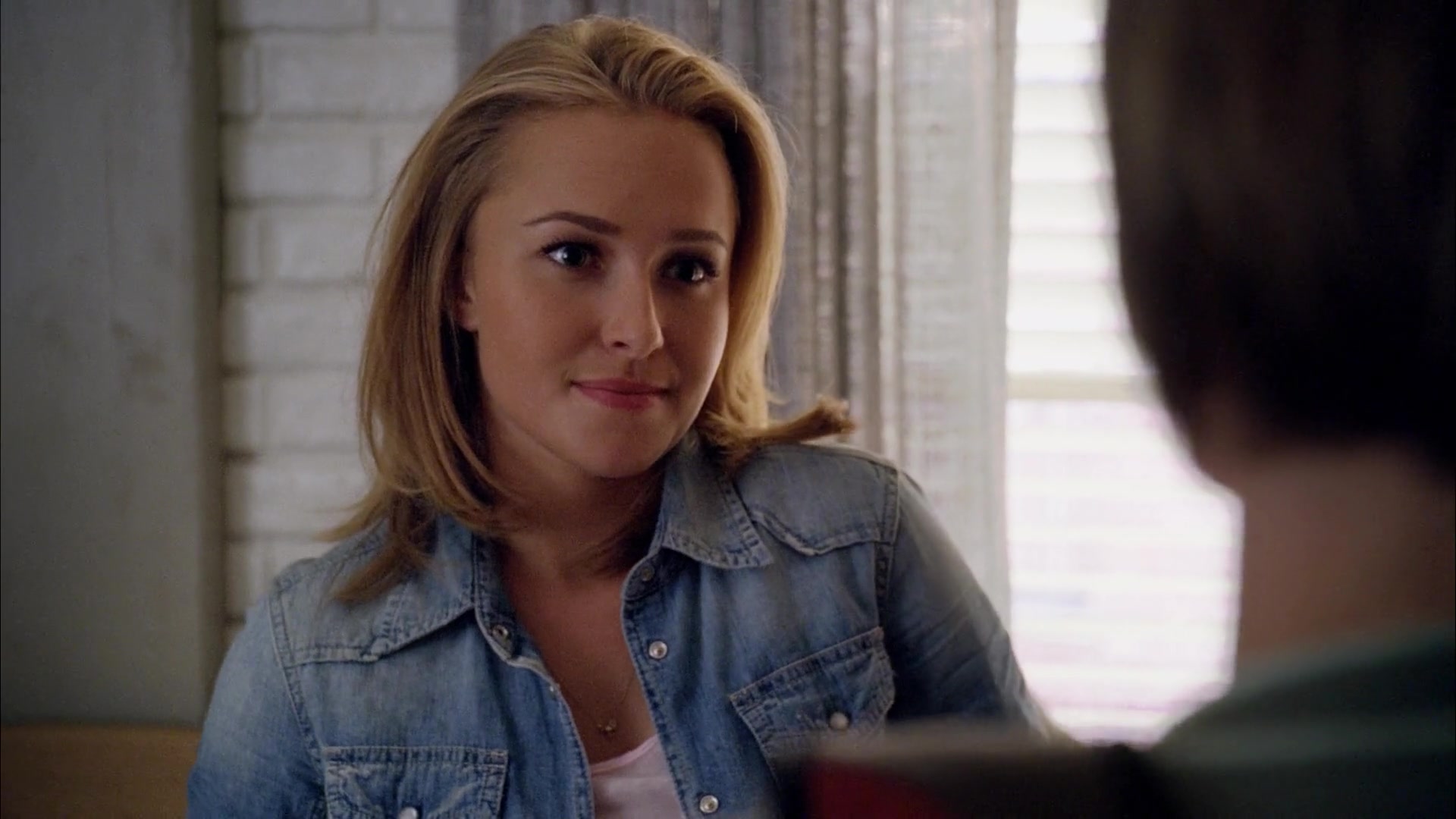 Heroes_S04E01E02_1080p_00614.jpg
