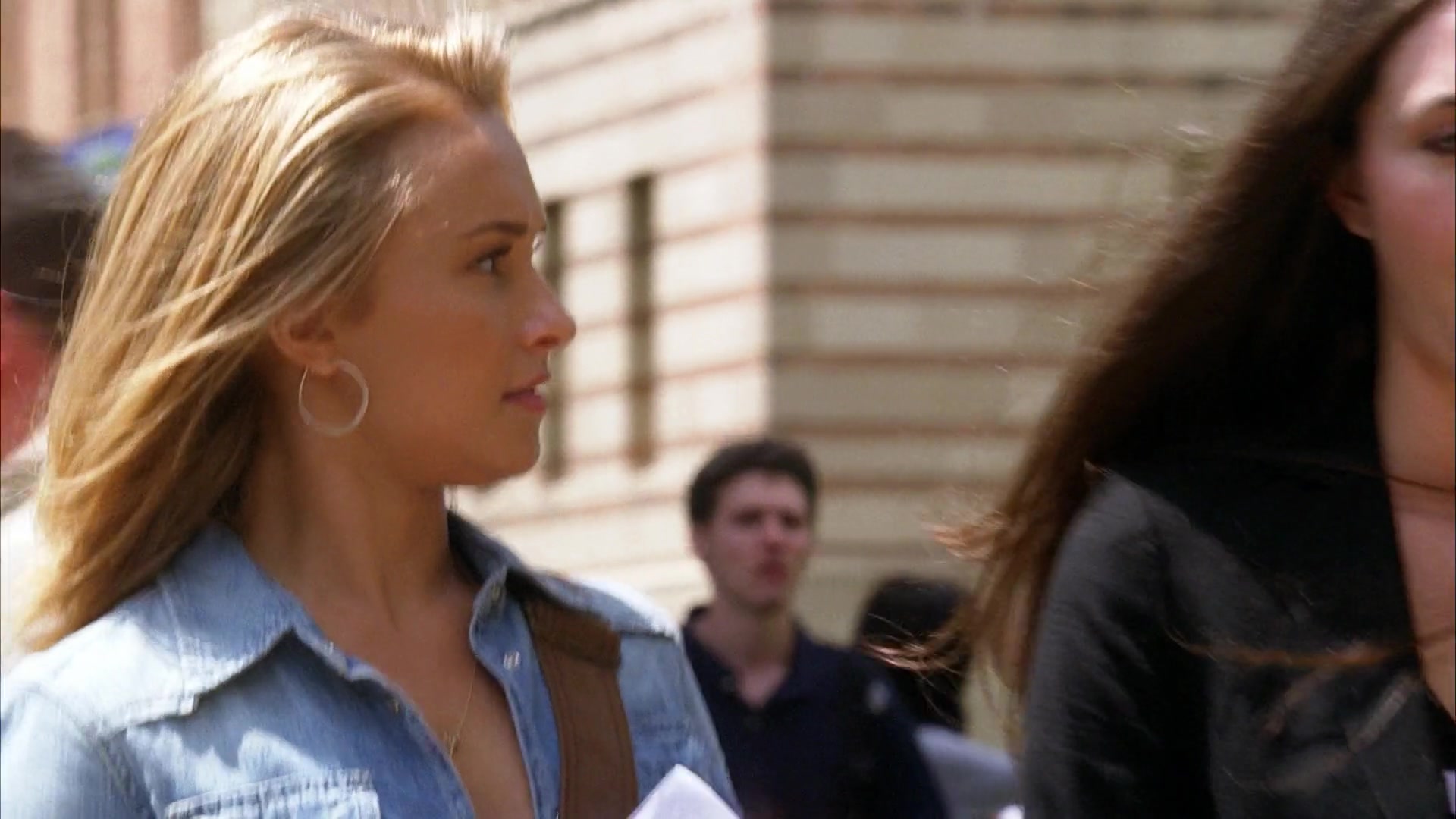 Heroes_S04E01E02_1080p_02878.jpg