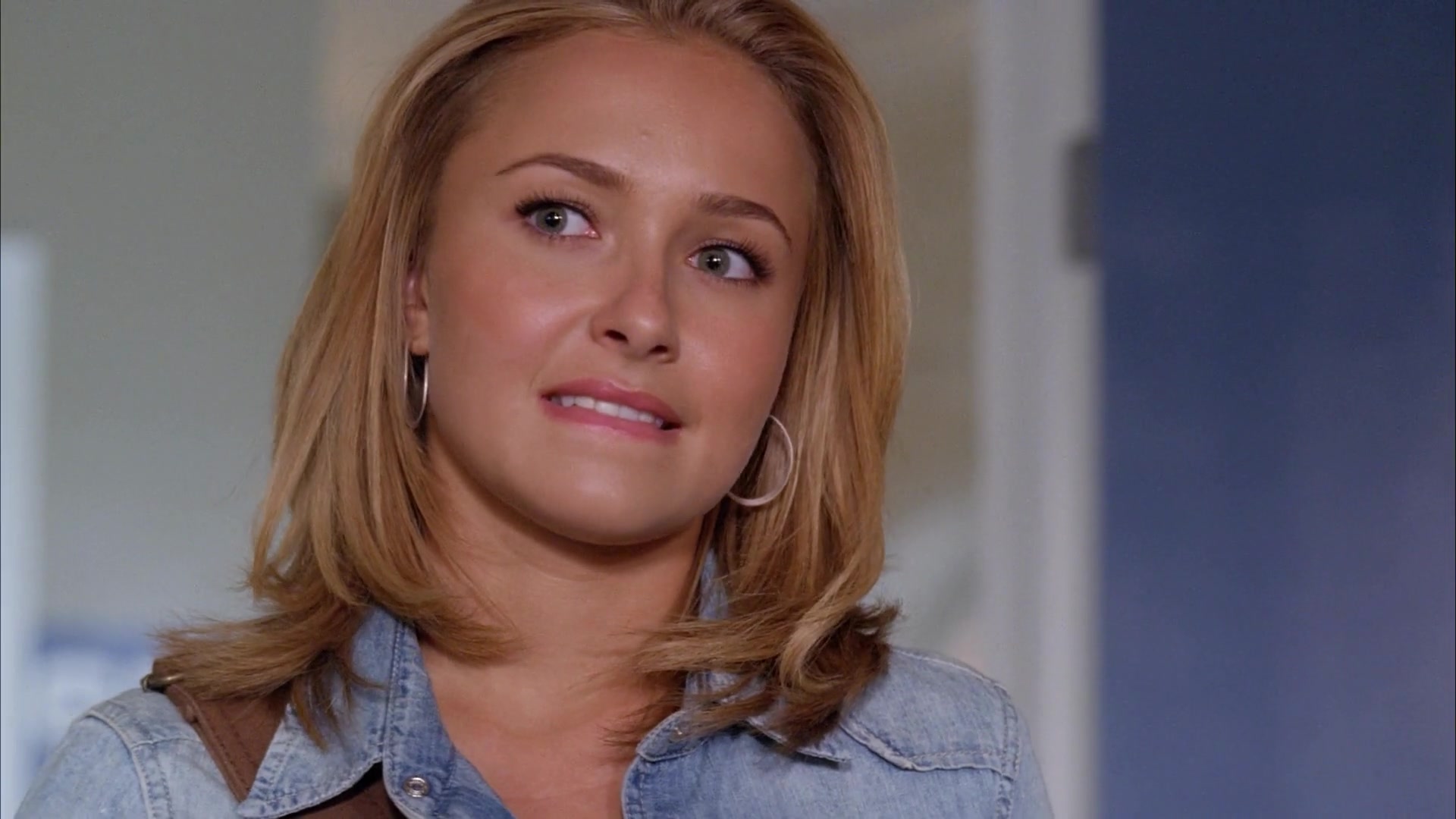 Heroes_S04E01E02_1080p_04137.jpg Heroes_S04E01E02_1080p_04137.jpg