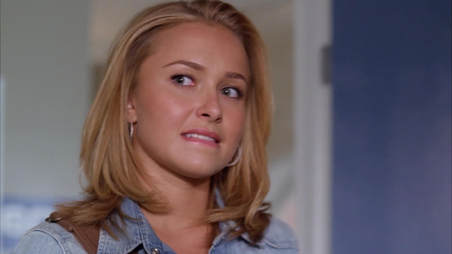 Heroes_S04E01E02_1080p_04138.jpg Heroes_S04E01E02_1080p_04138.jpg