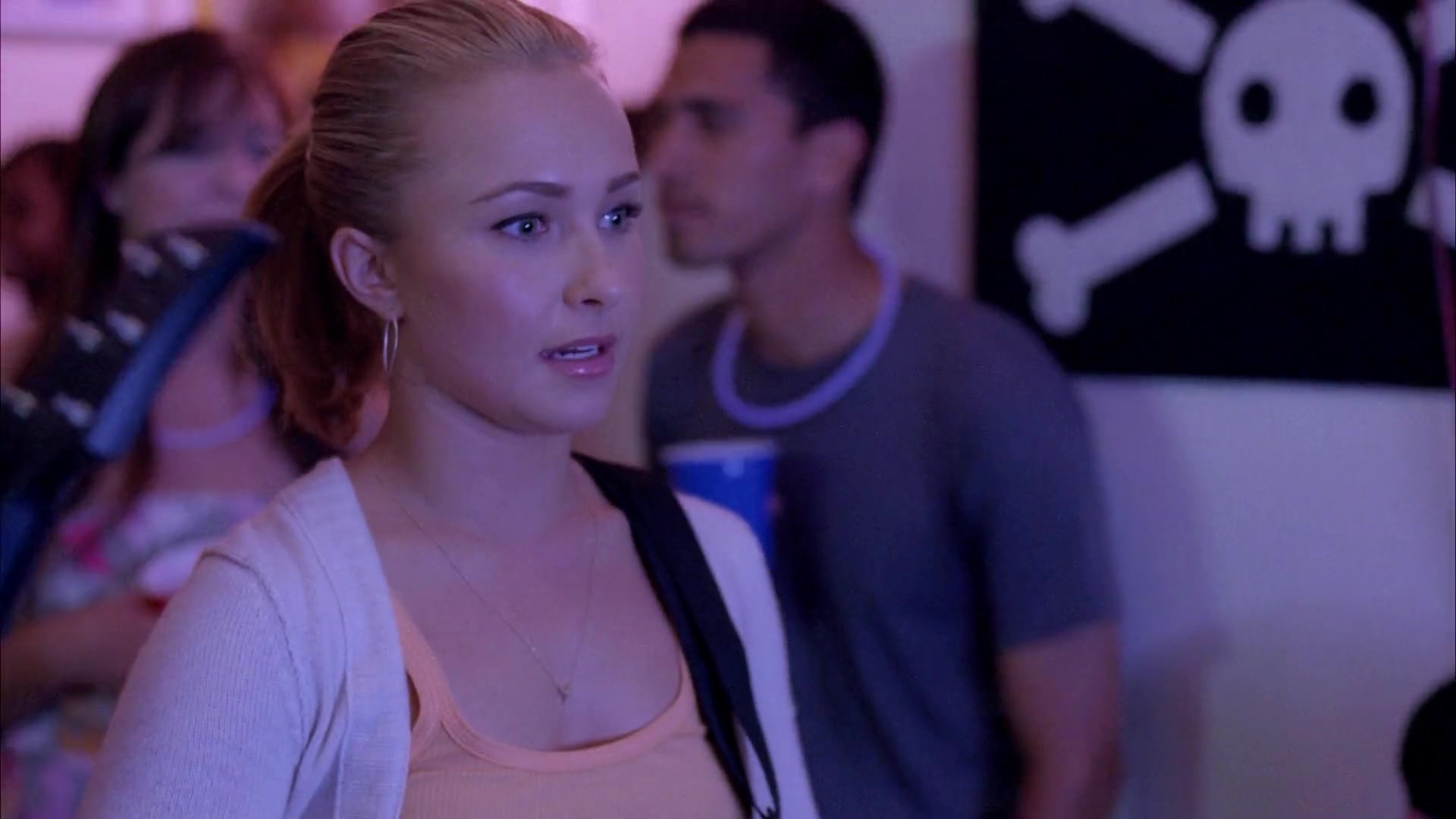 Heroes_S04E01E02_1080p_05843.jpg