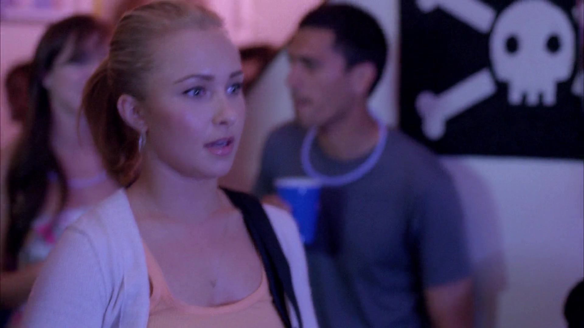Heroes_S04E01E02_1080p_05844.jpg