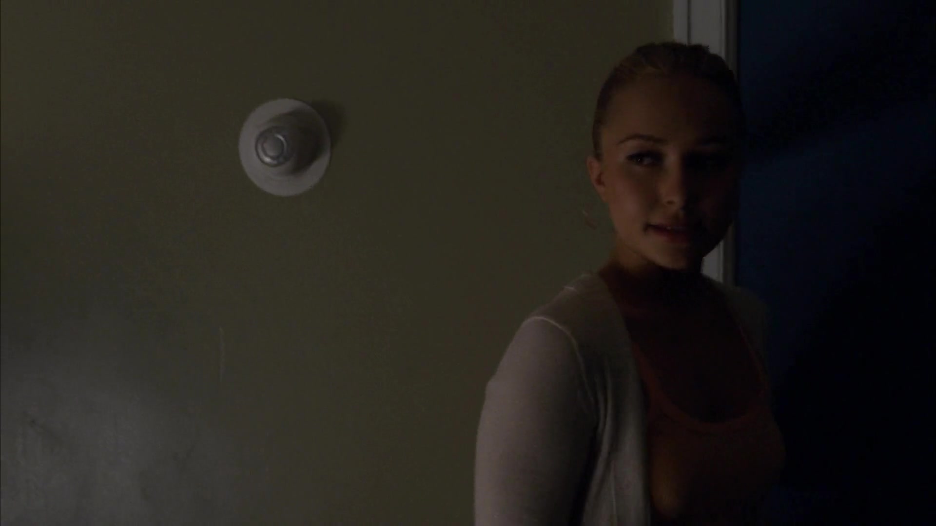 Heroes_S04E01E02_1080p_06621.jpg