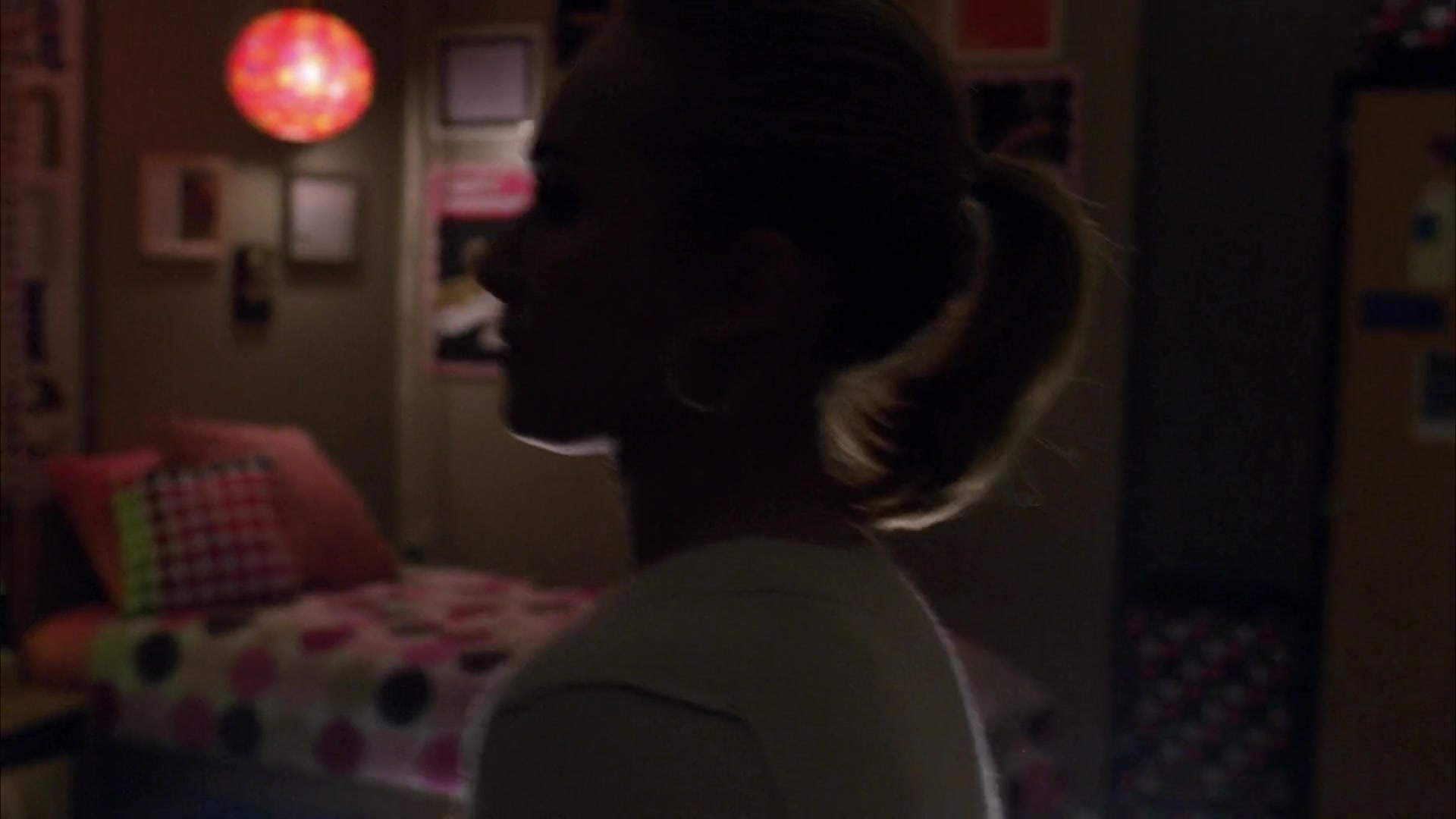 Heroes_S04E01E02_1080p_06629.jpg Heroes_S04E01E02_1080p_06629.jpg