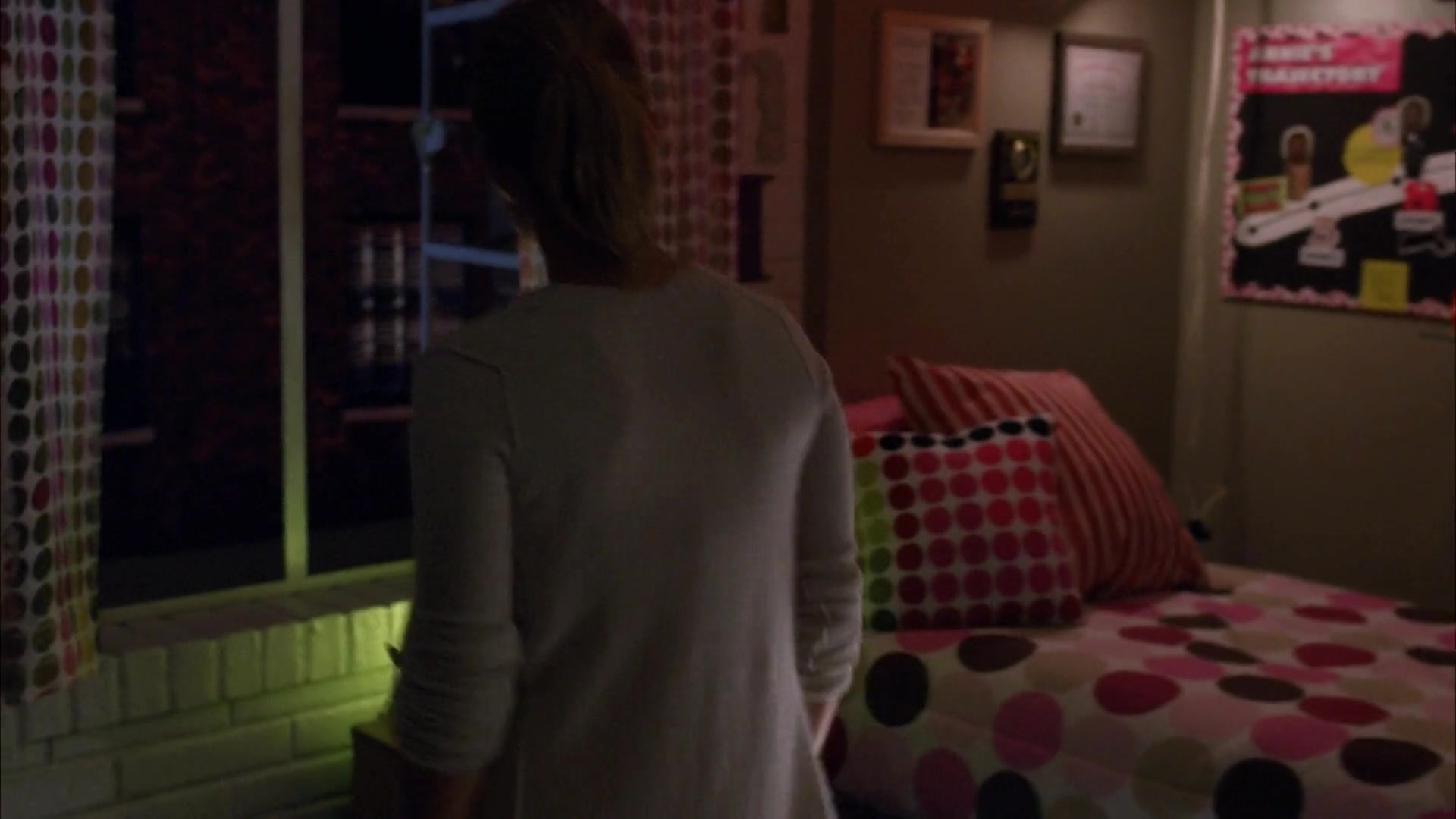 Heroes_S04E01E02_1080p_06635.jpg