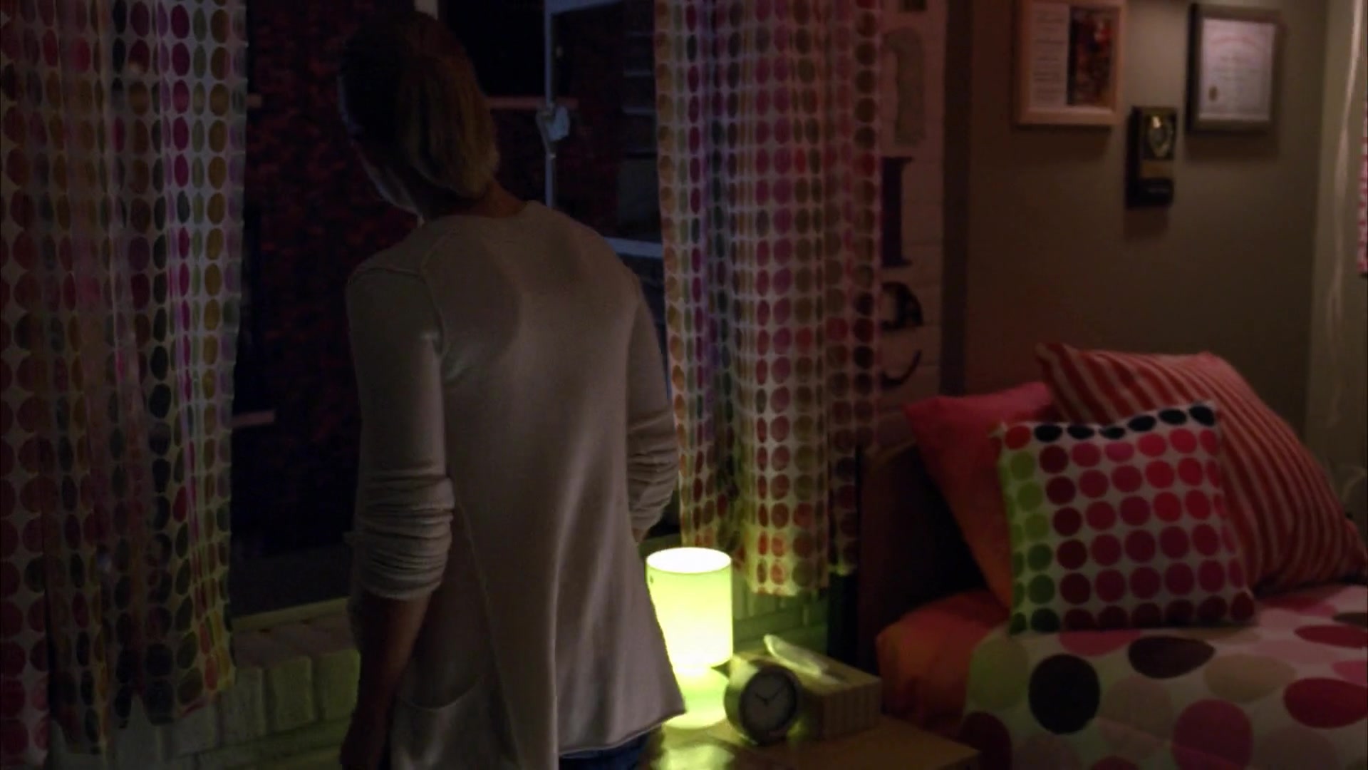 Heroes_S04E01E02_1080p_06637.jpg Heroes_S04E01E02_1080p_06637.jpg