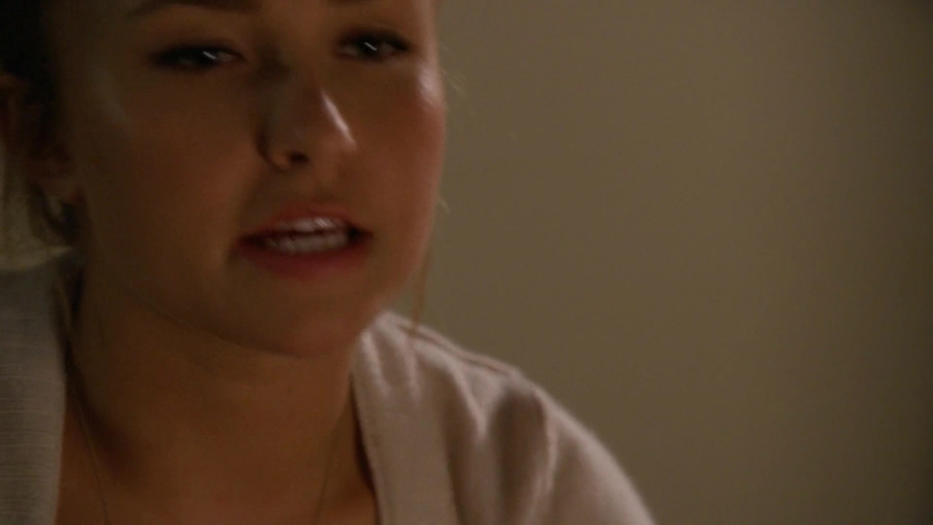 Heroes_S04E01E02_1080p_07757.jpg Heroes_S04E01E02_1080p_07757.jpg