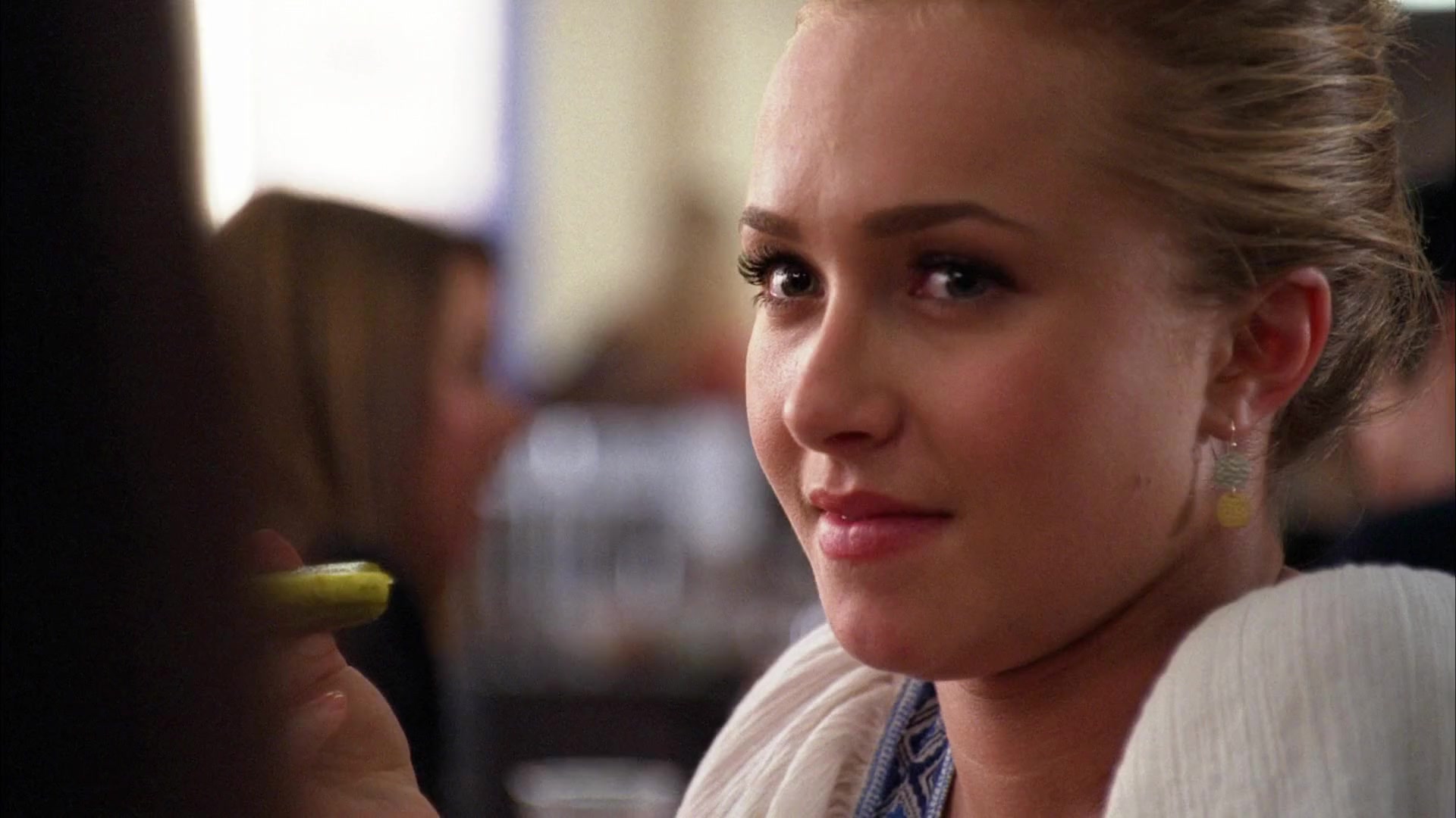 Heroes_S04E01E02_1080p_10344.jpg