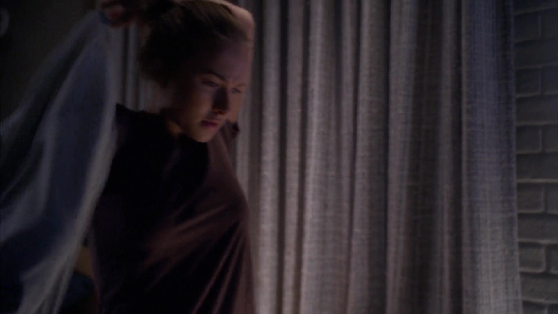 Heroes_S04E01E02_1080p_11896.jpg Heroes_S04E01E02_1080p_11896.jpg