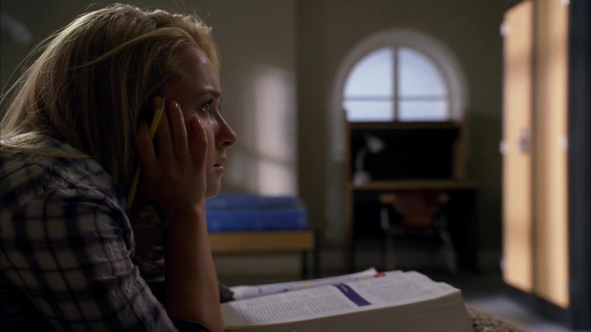 Heroes_S04E03_1080p_0138.jpg Heroes_S04E03_1080p_0138.jpg