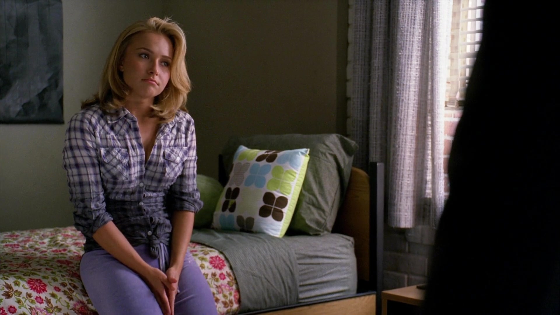 Heroes_S04E03_1080p_1590.jpg