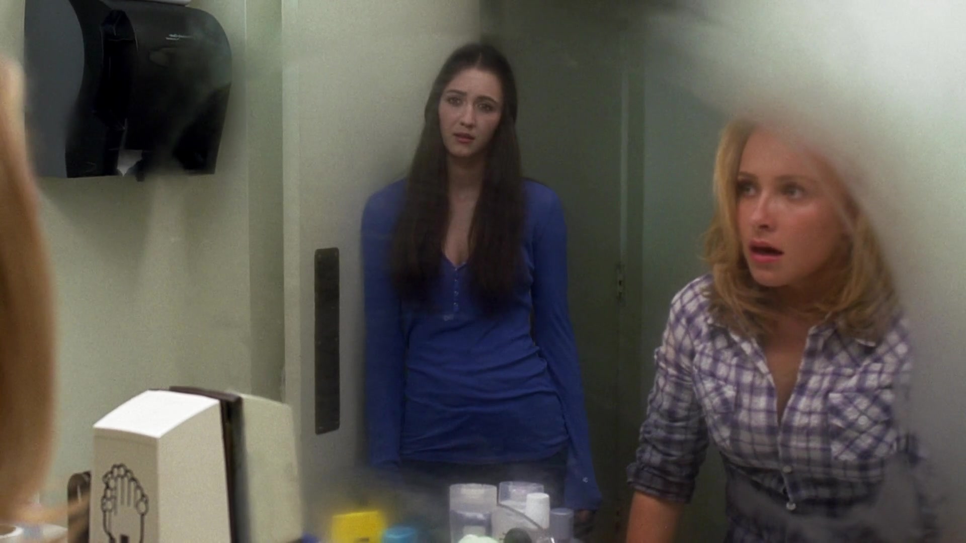 Heroes_S04E03_1080p_1723.jpg Heroes_S04E03_1080p_1723.jpg