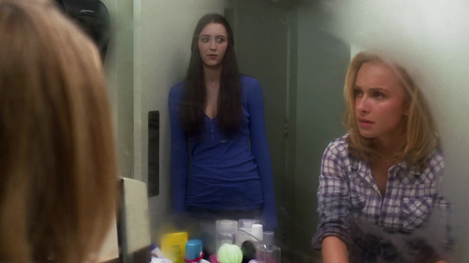 Heroes_S04E03_1080p_1732.jpg