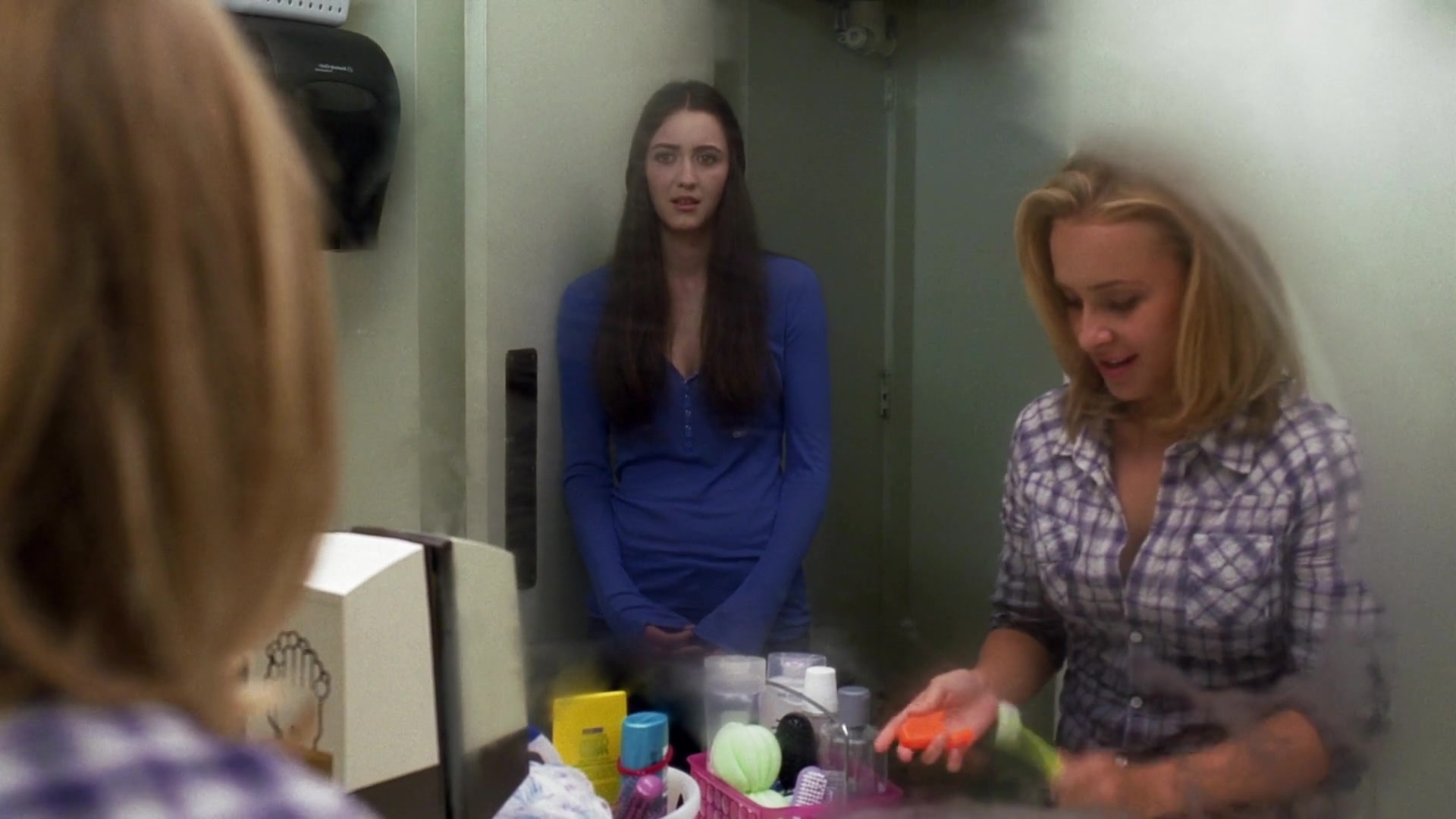 Heroes_S04E03_1080p_1751.jpg