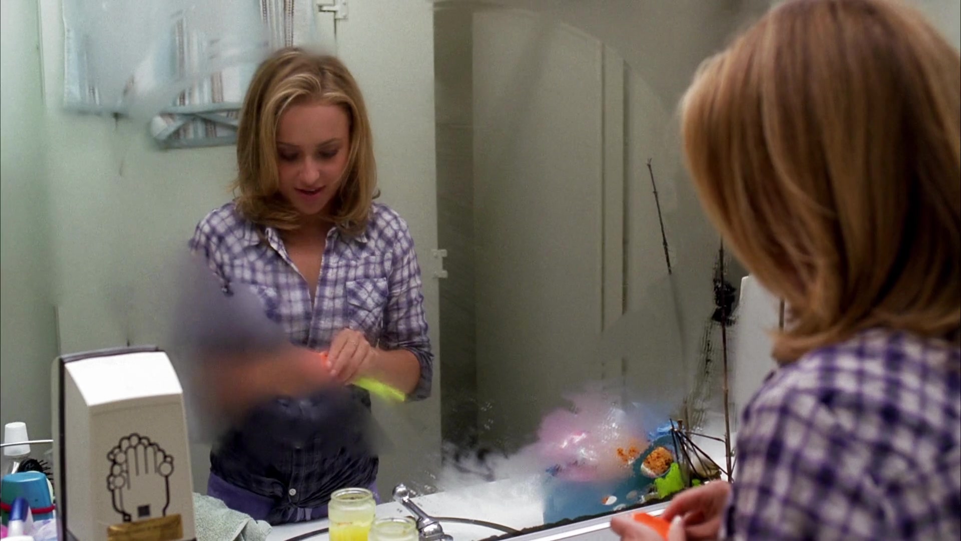 Heroes_S04E03_1080p_1753.jpg Heroes_S04E03_1080p_1753.jpg