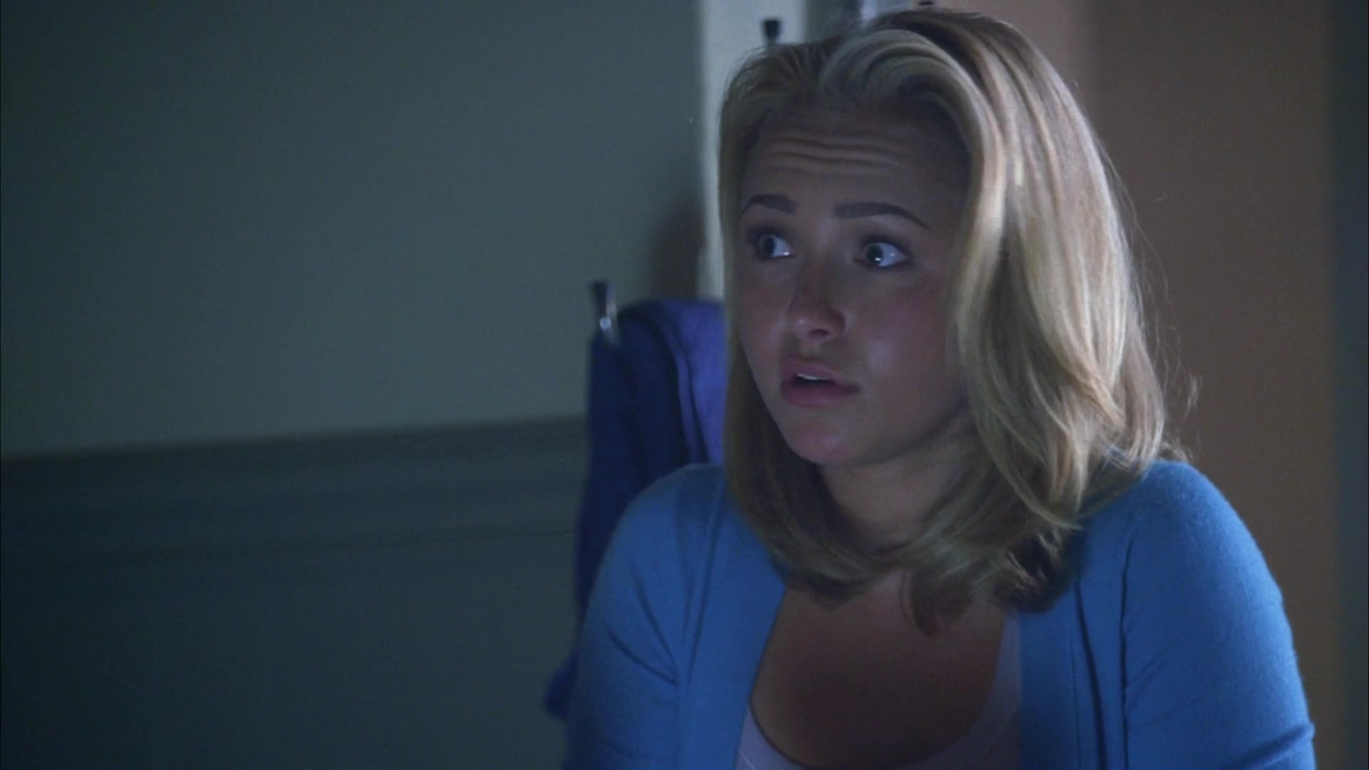 Heroes_S04E03_1080p_2383.jpg