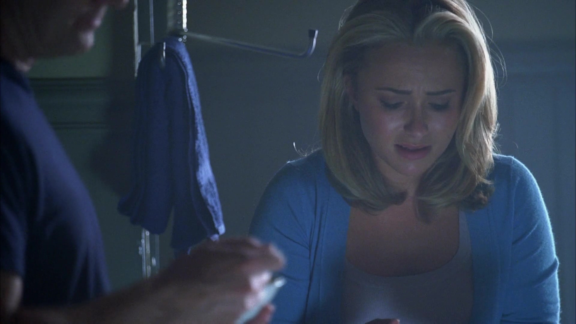 Heroes_S04E03_1080p_2408.jpg