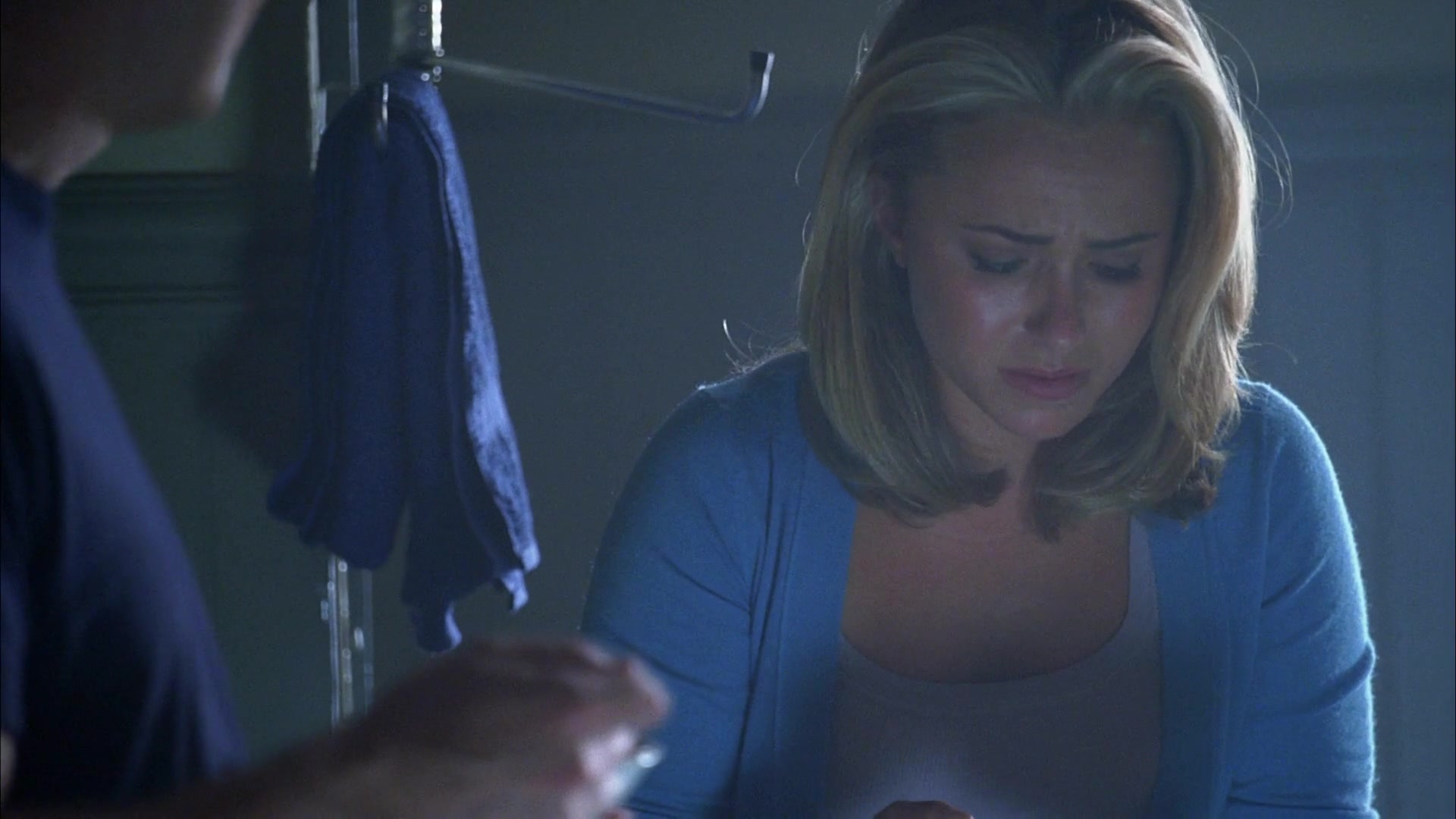 Heroes_S04E03_1080p_2411.jpg