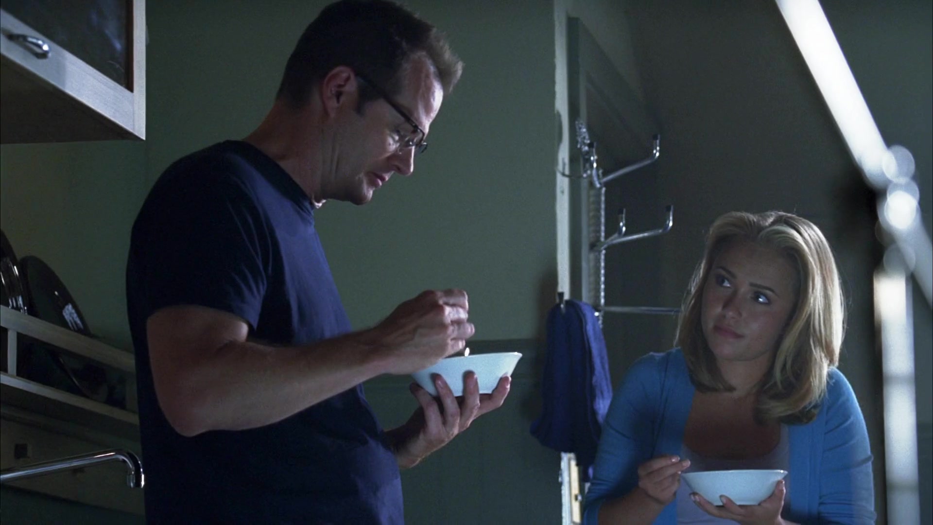 Heroes_S04E03_1080p_2444.jpg