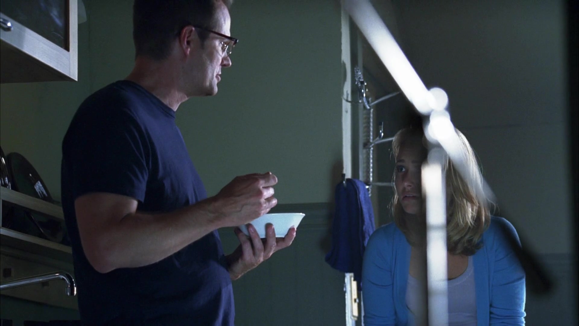 Heroes_S04E03_1080p_2463.jpg