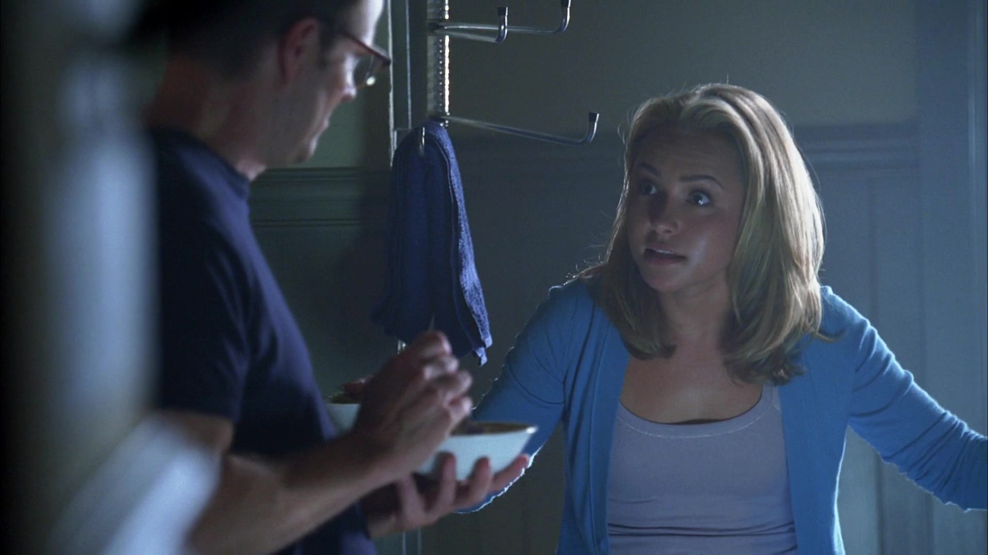 Heroes_S04E03_1080p_2536.jpg