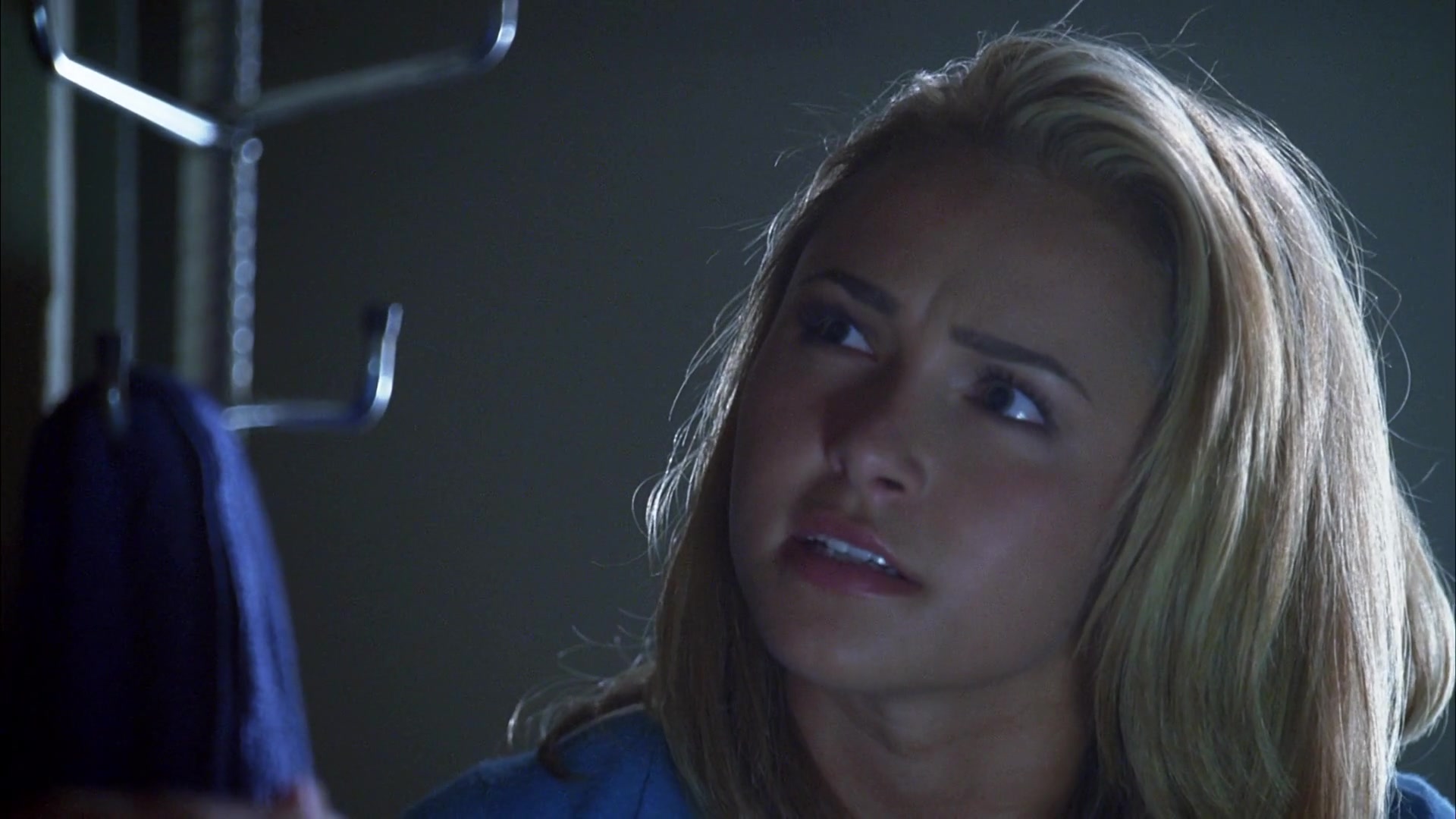 Heroes_S04E03_1080p_2571.jpg