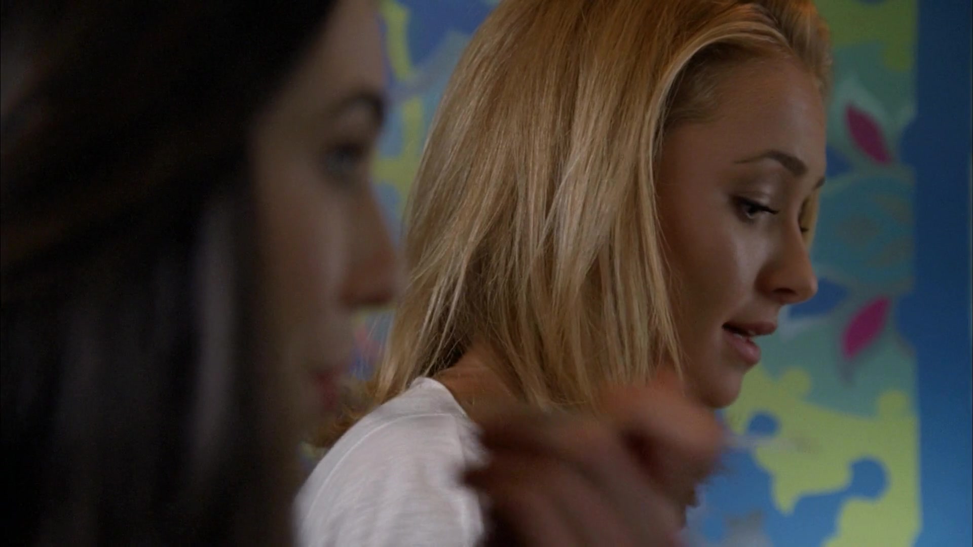 Heroes_S04E03_1080p_3075.jpg