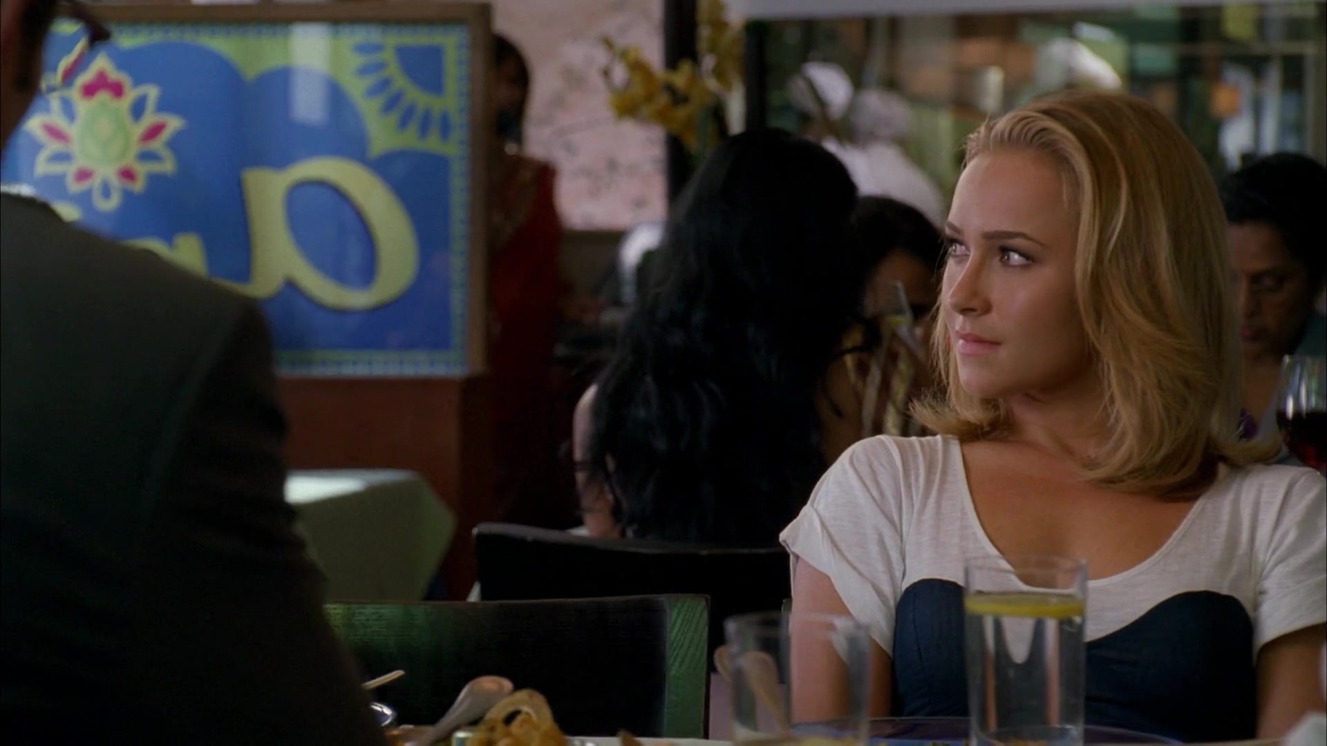 Heroes_S04E03_1080p_3451.jpg