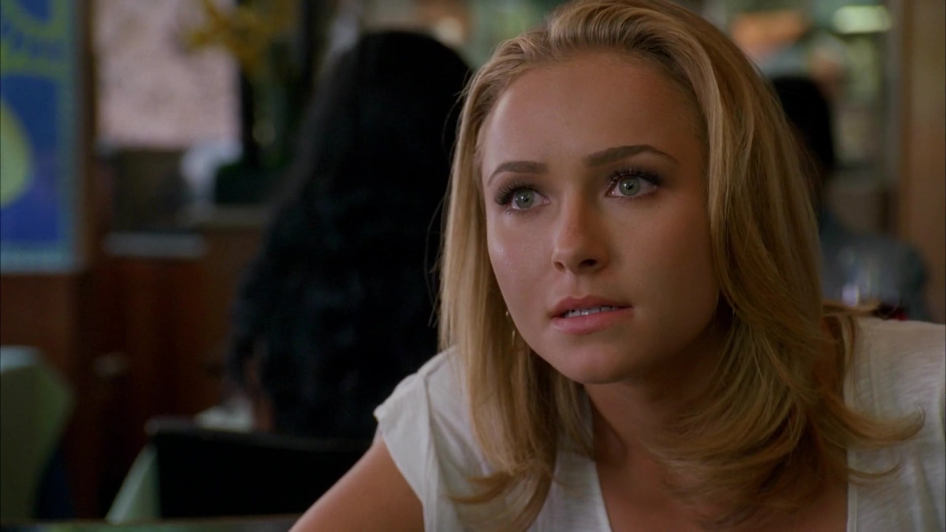 Heroes_S04E03_1080p_3525.jpg