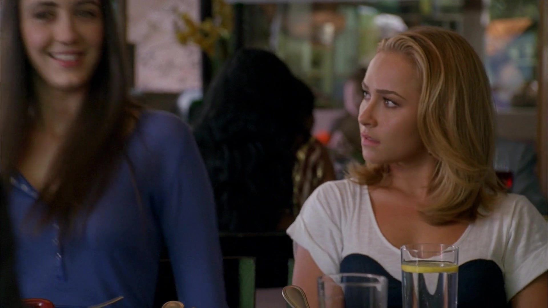 Heroes_S04E03_1080p_3557.jpg