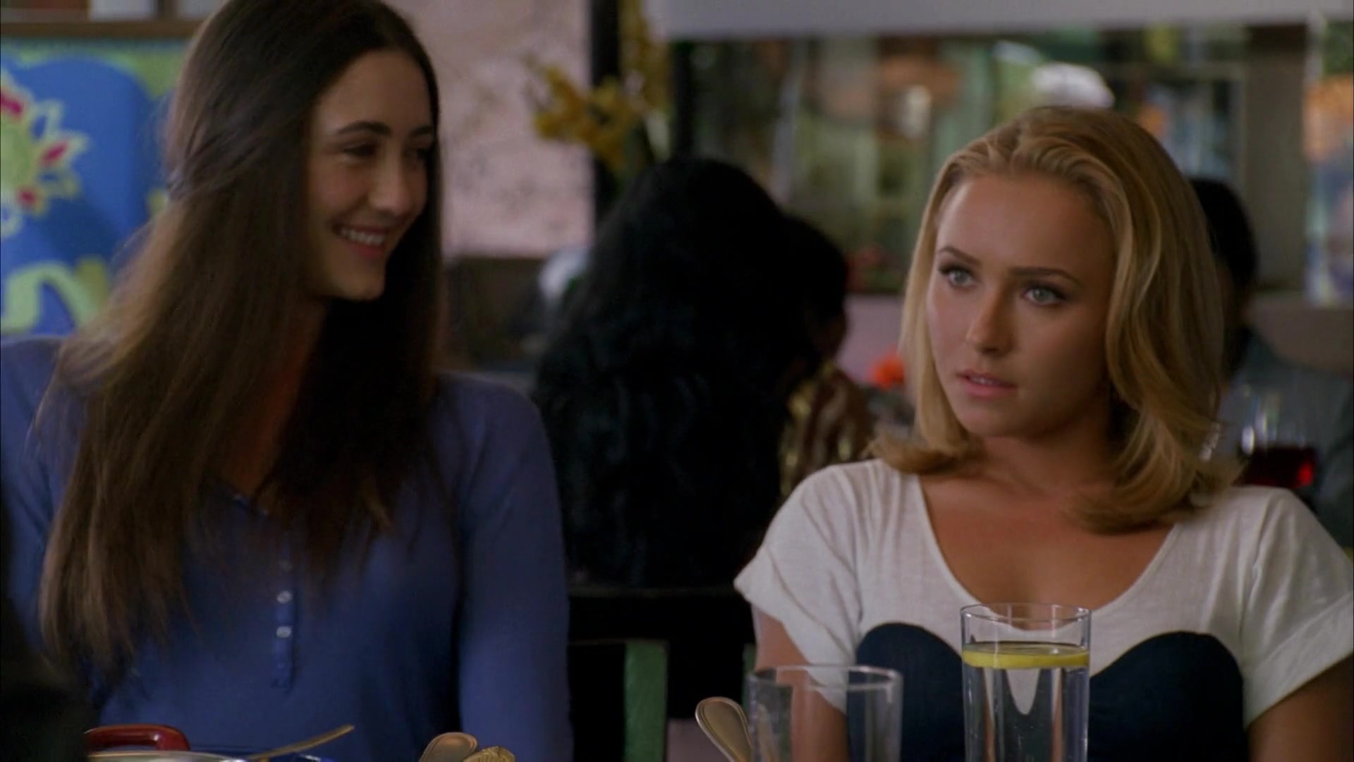 Heroes_S04E03_1080p_3559.jpg
