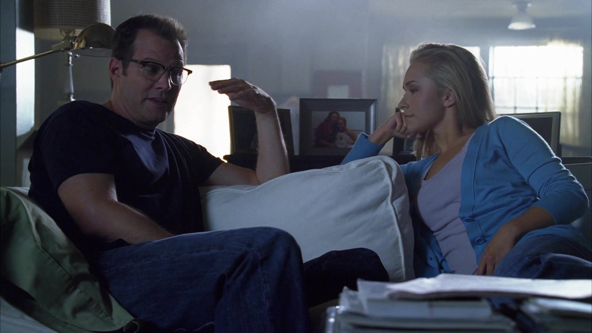 Heroes_S04E03_1080p_3650.jpg