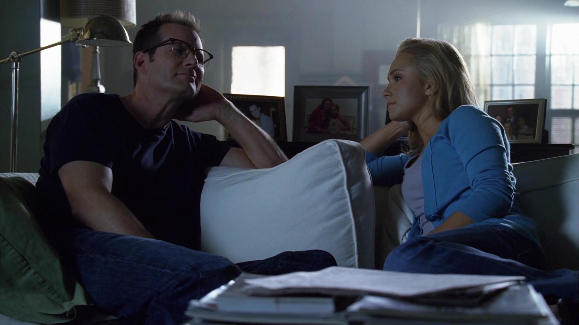 Heroes_S04E03_1080p_3829.jpg