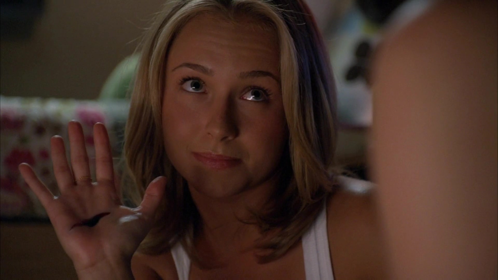 Heroes_S04E03_1080p_5415.jpg Heroes_S04E03_1080p_5415.jpg