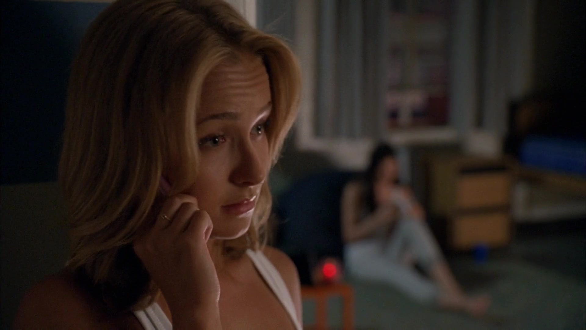 Heroes_S04E03_1080p_5542.jpg Heroes_S04E03_1080p_5542.jpg