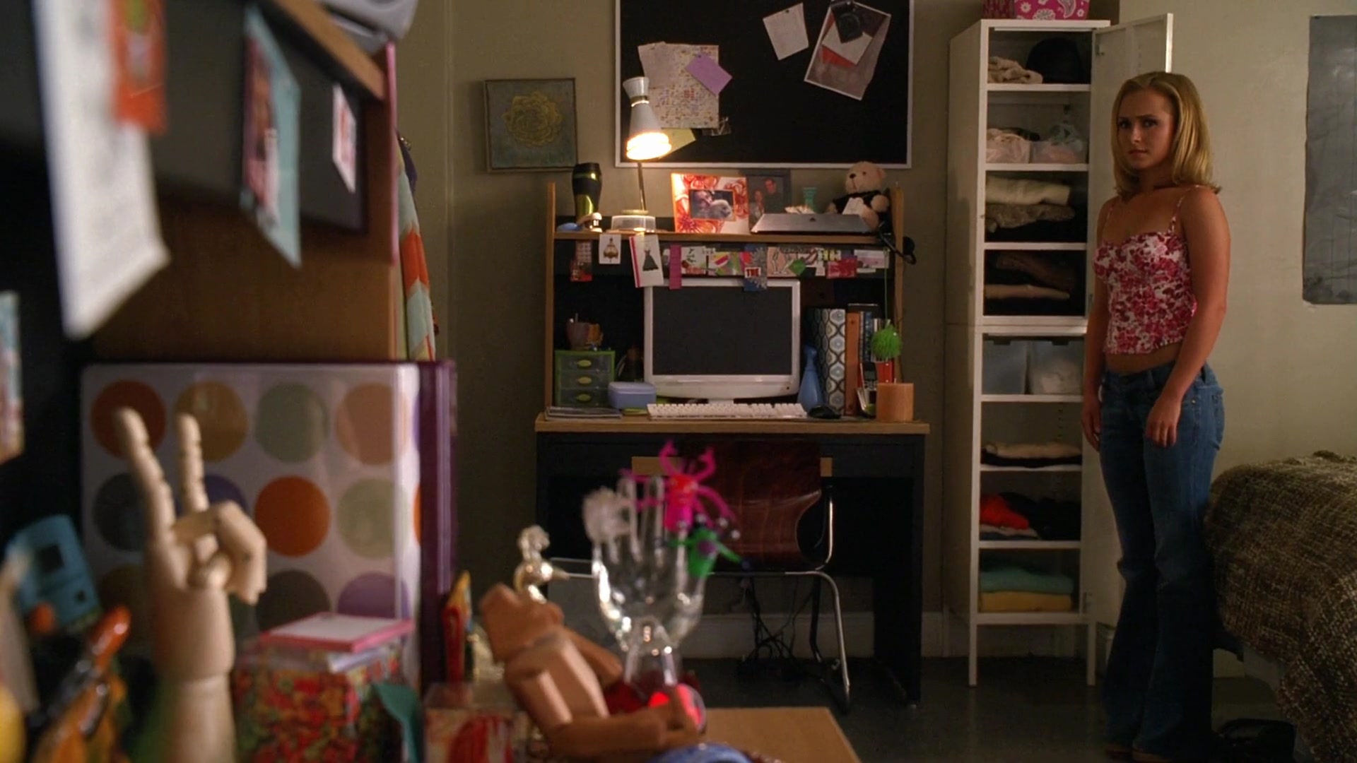 Heroes_S04E04_1080p_2931.jpg
