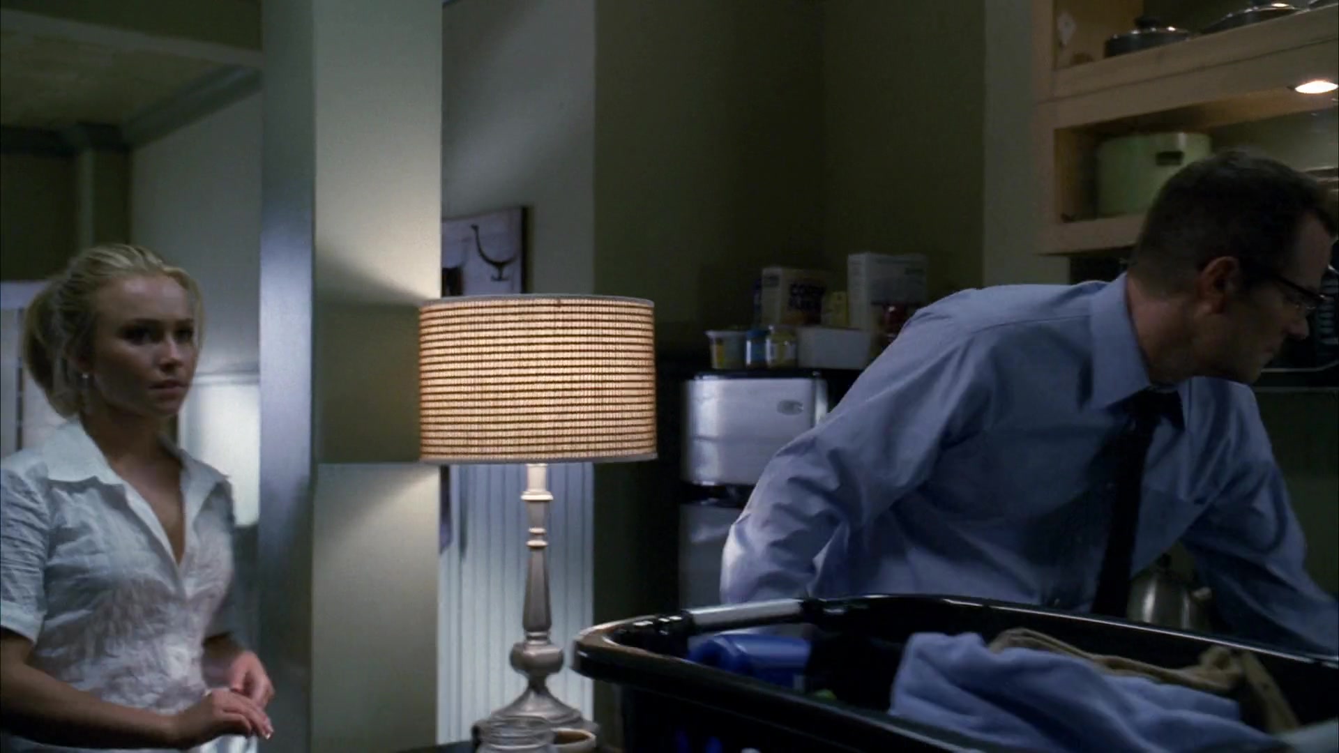 Heroes_S04E05_1080p__1309.jpg