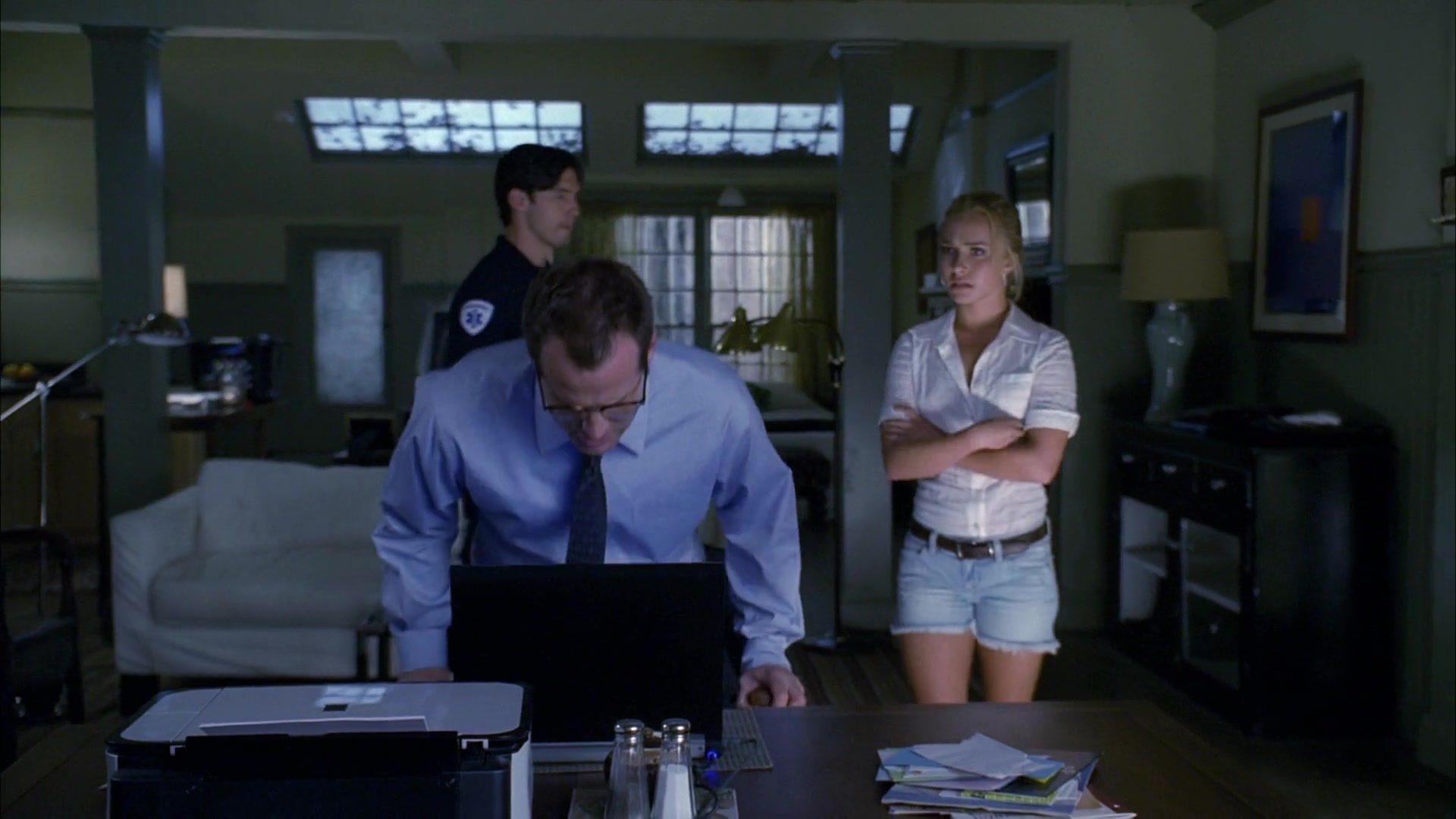 Heroes_S04E05_1080p__1495.jpg