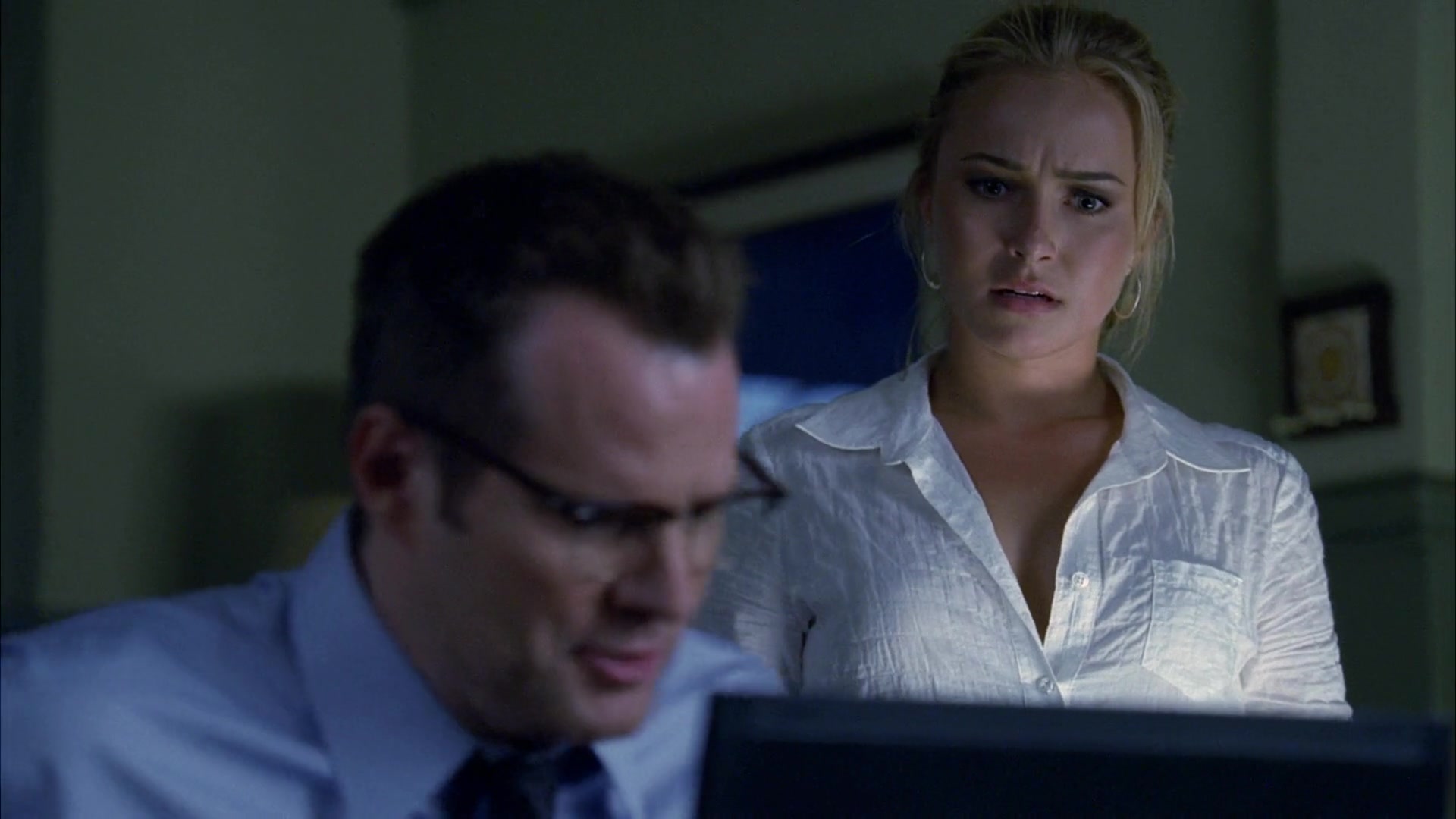 Heroes_S04E05_1080p__1500.jpg