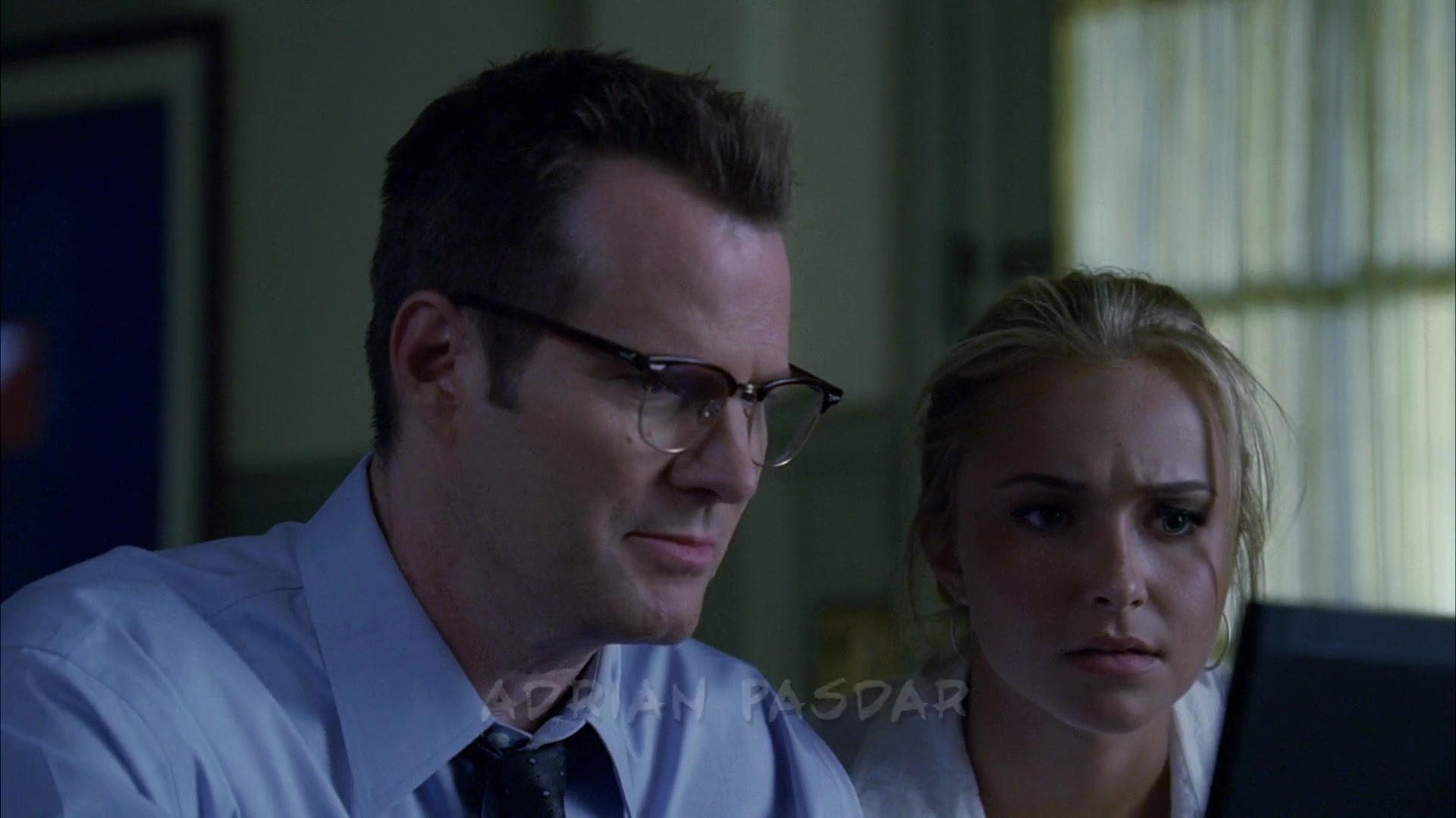 Heroes_S04E05_1080p__1563.jpg