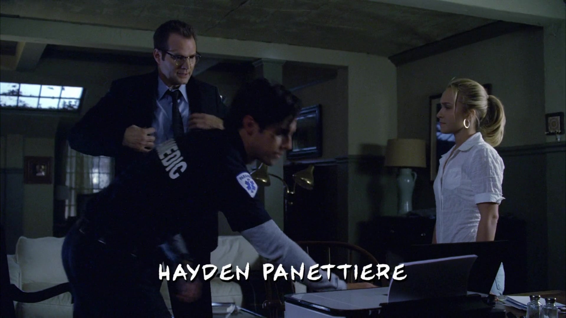 Heroes_S04E05_1080p__1601.jpg