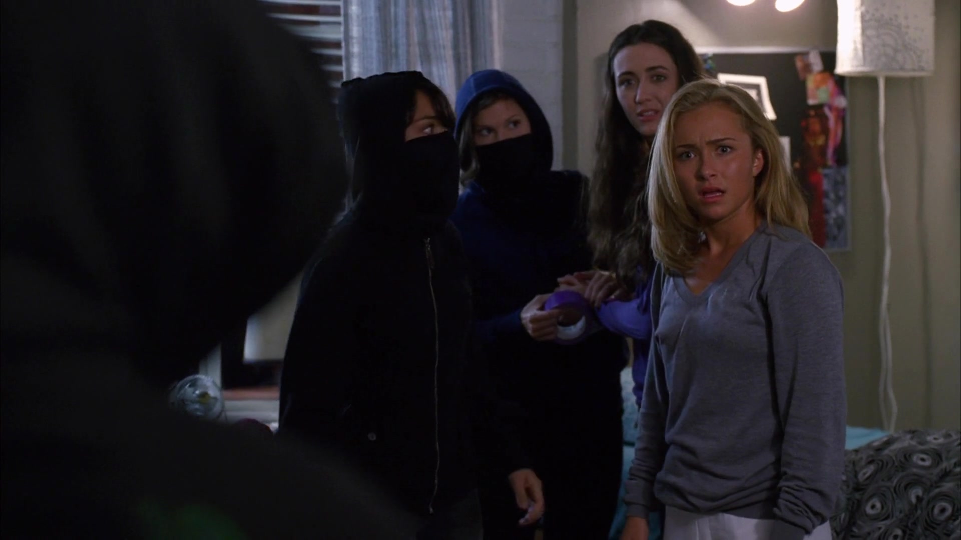 Heroes_S04E06_1080p_1102.jpg