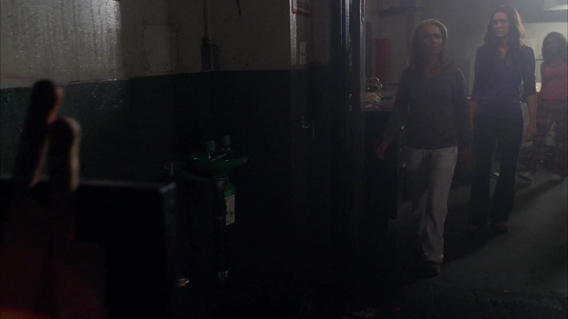Heroes_S04E06_1080p_1705.jpg Heroes_S04E06_1080p_1705.jpg