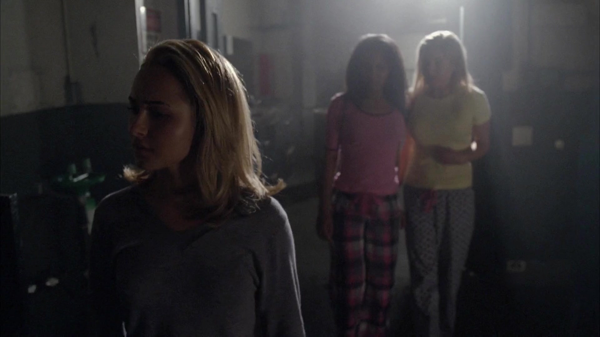 Heroes_S04E06_1080p_1737.jpg Heroes_S04E06_1080p_1737.jpg