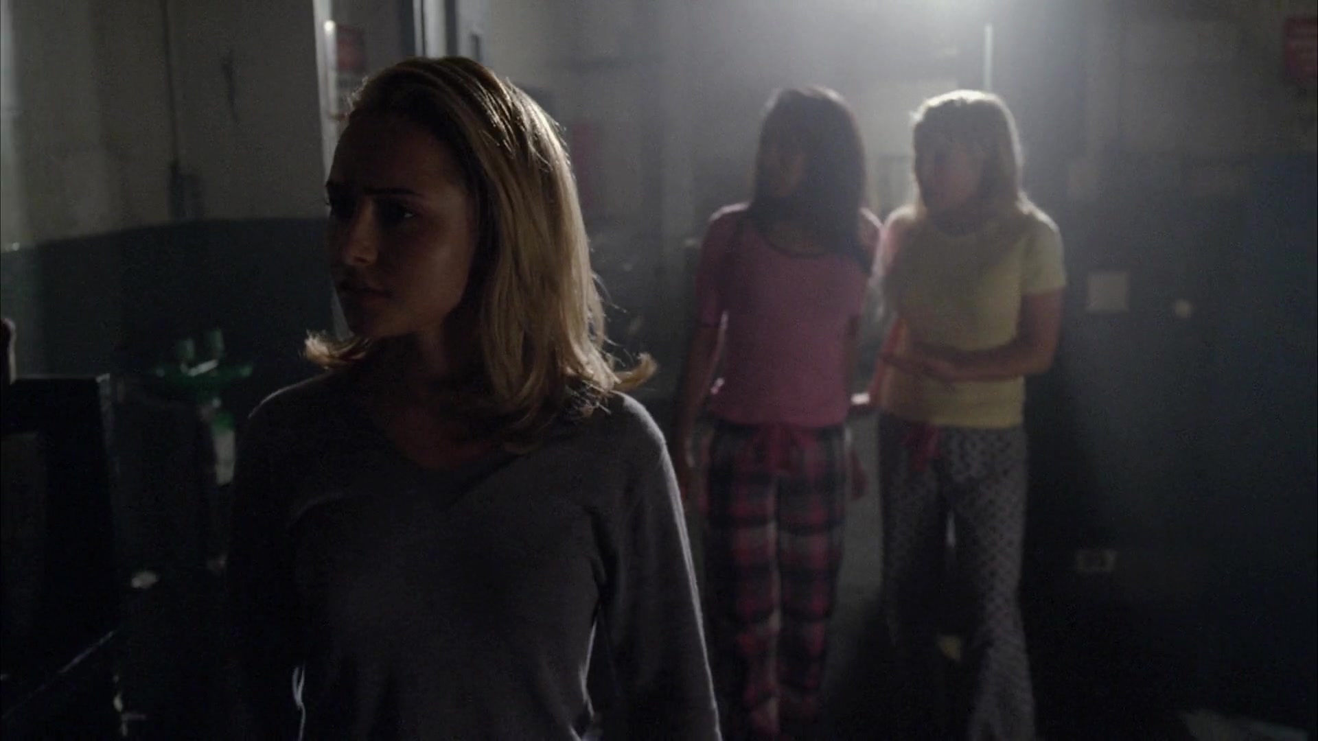 Heroes_S04E06_1080p_1738.jpg Heroes_S04E06_1080p_1738.jpg
