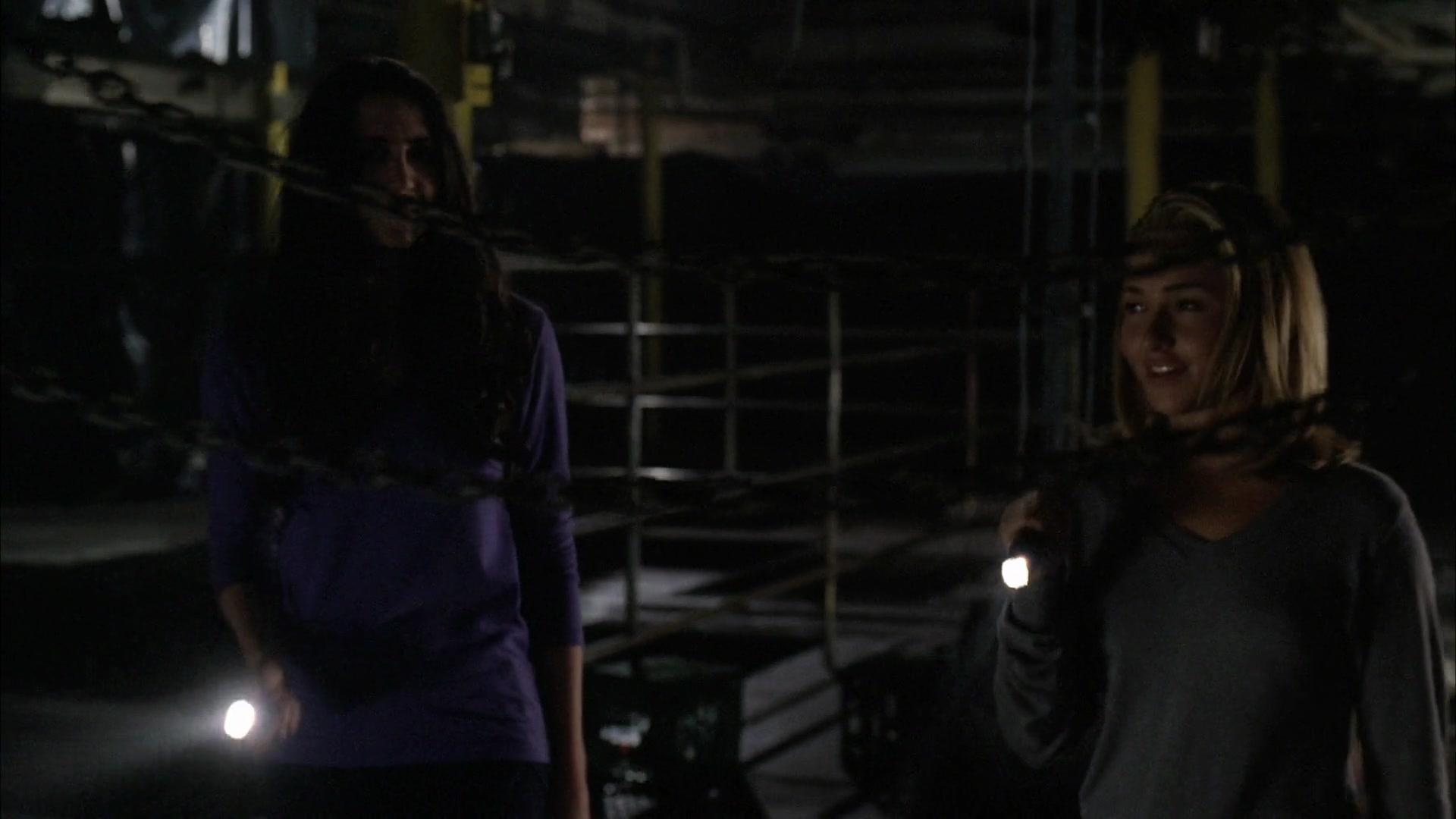 Heroes_S04E06_1080p_2565.jpg Heroes_S04E06_1080p_2565.jpg