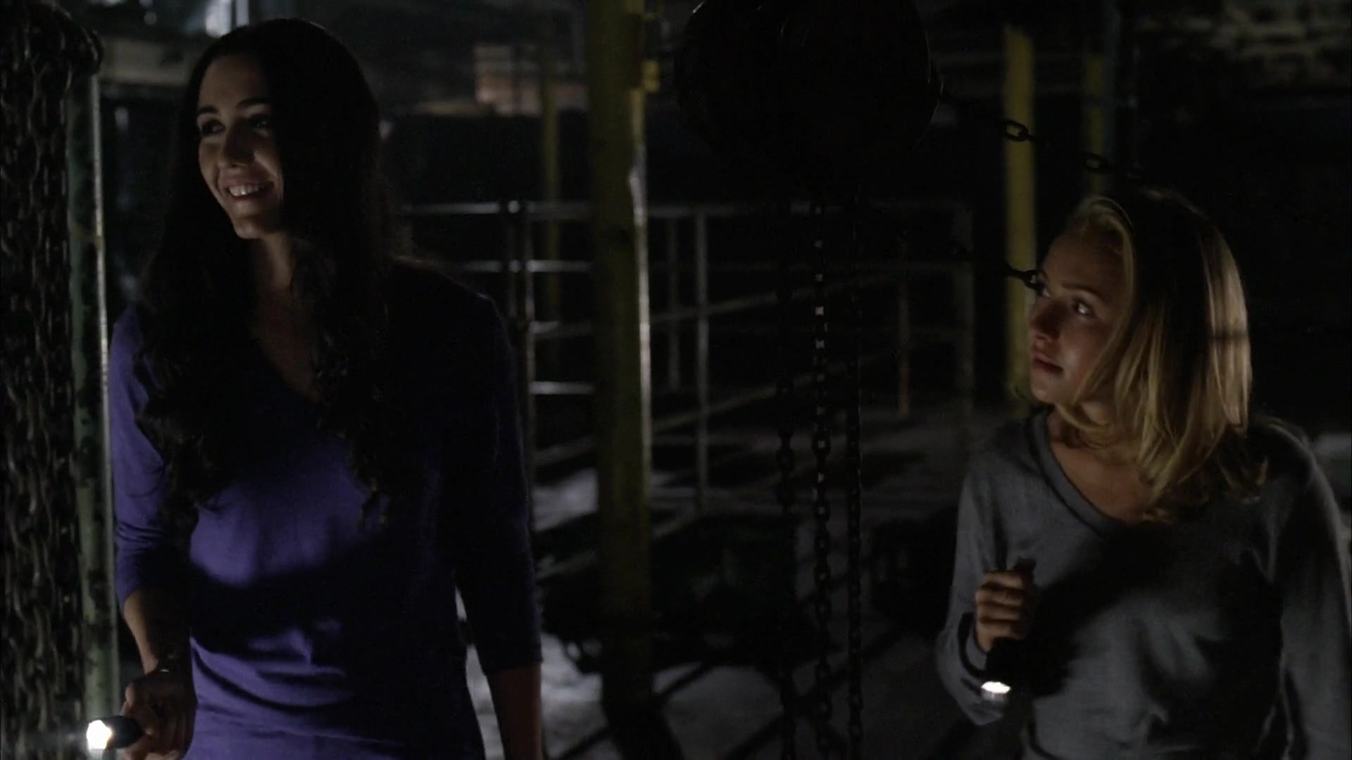 Heroes_S04E06_1080p_2575.jpg