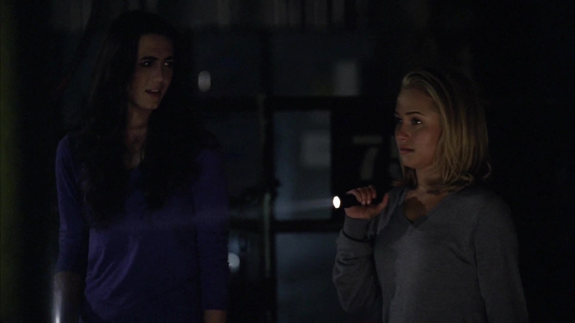 Heroes_S04E06_1080p_2600.jpg Heroes_S04E06_1080p_2600.jpg