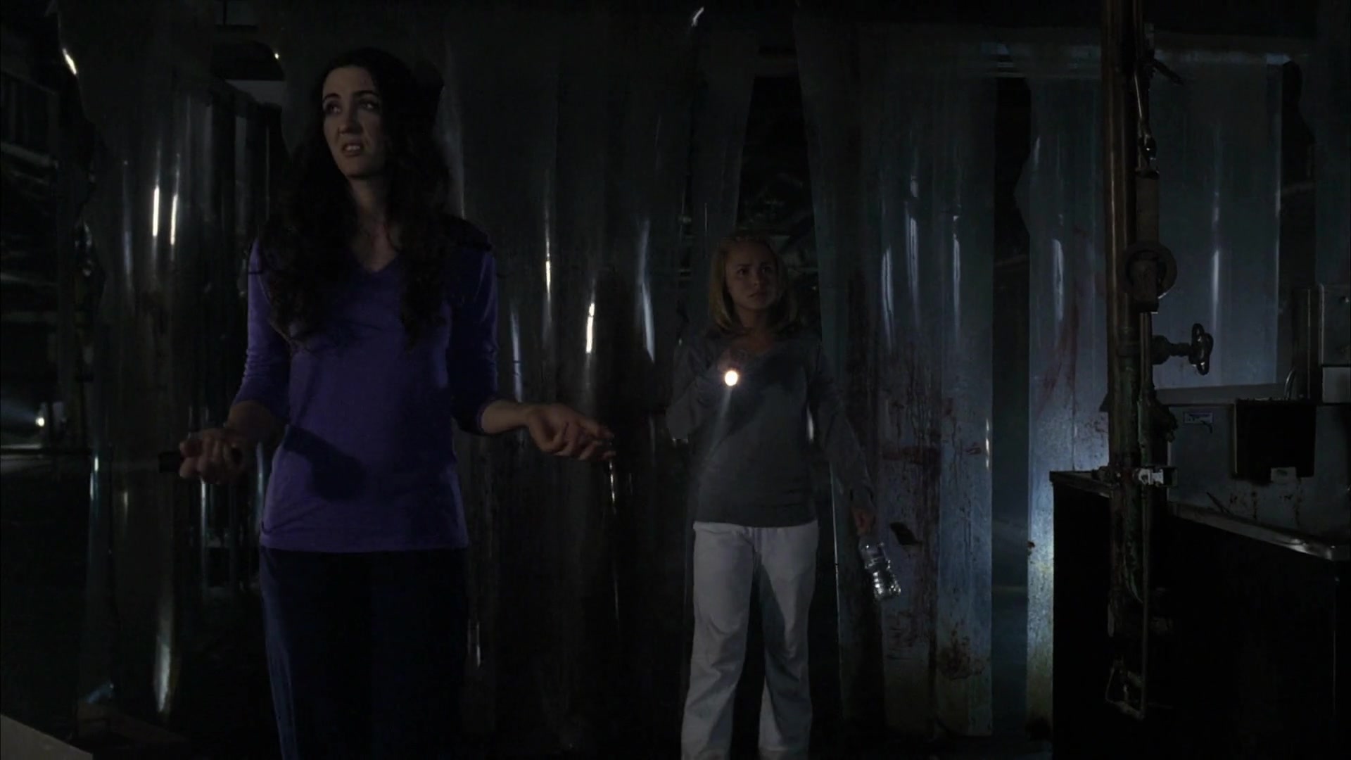 Heroes_S04E06_1080p_2734.jpg Heroes_S04E06_1080p_2734.jpg