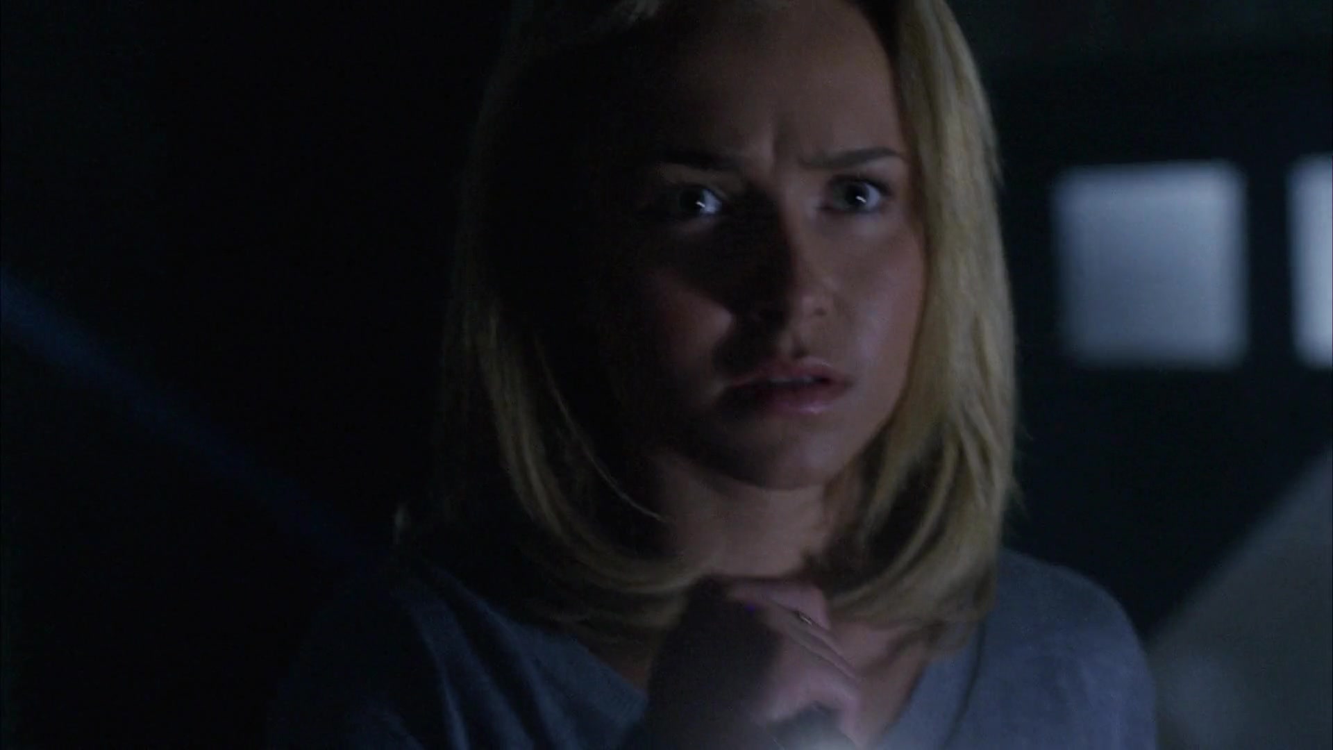 Heroes_S04E06_1080p_3998.jpg Heroes_S04E06_1080p_3998.jpg
